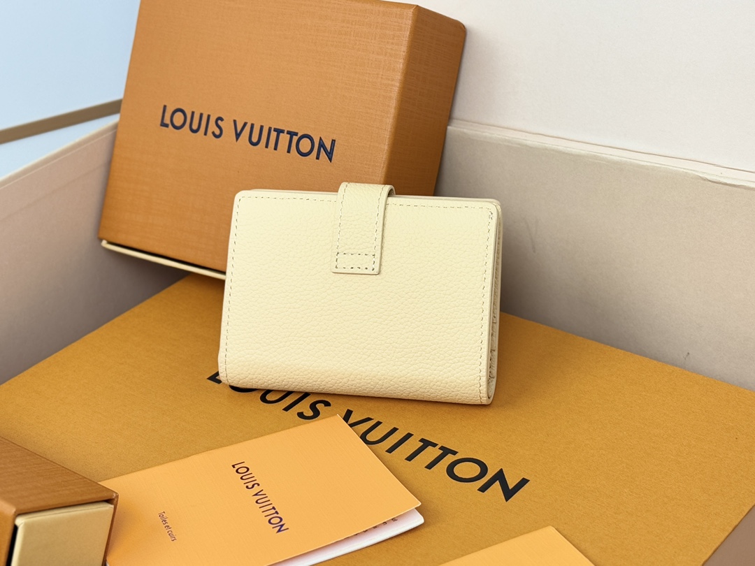 Louis Vuitton M12148 米黄