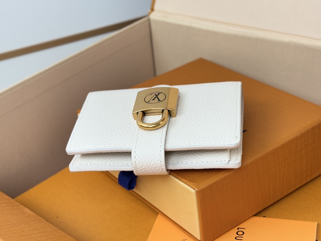 Louis Vuitton M12148 白色