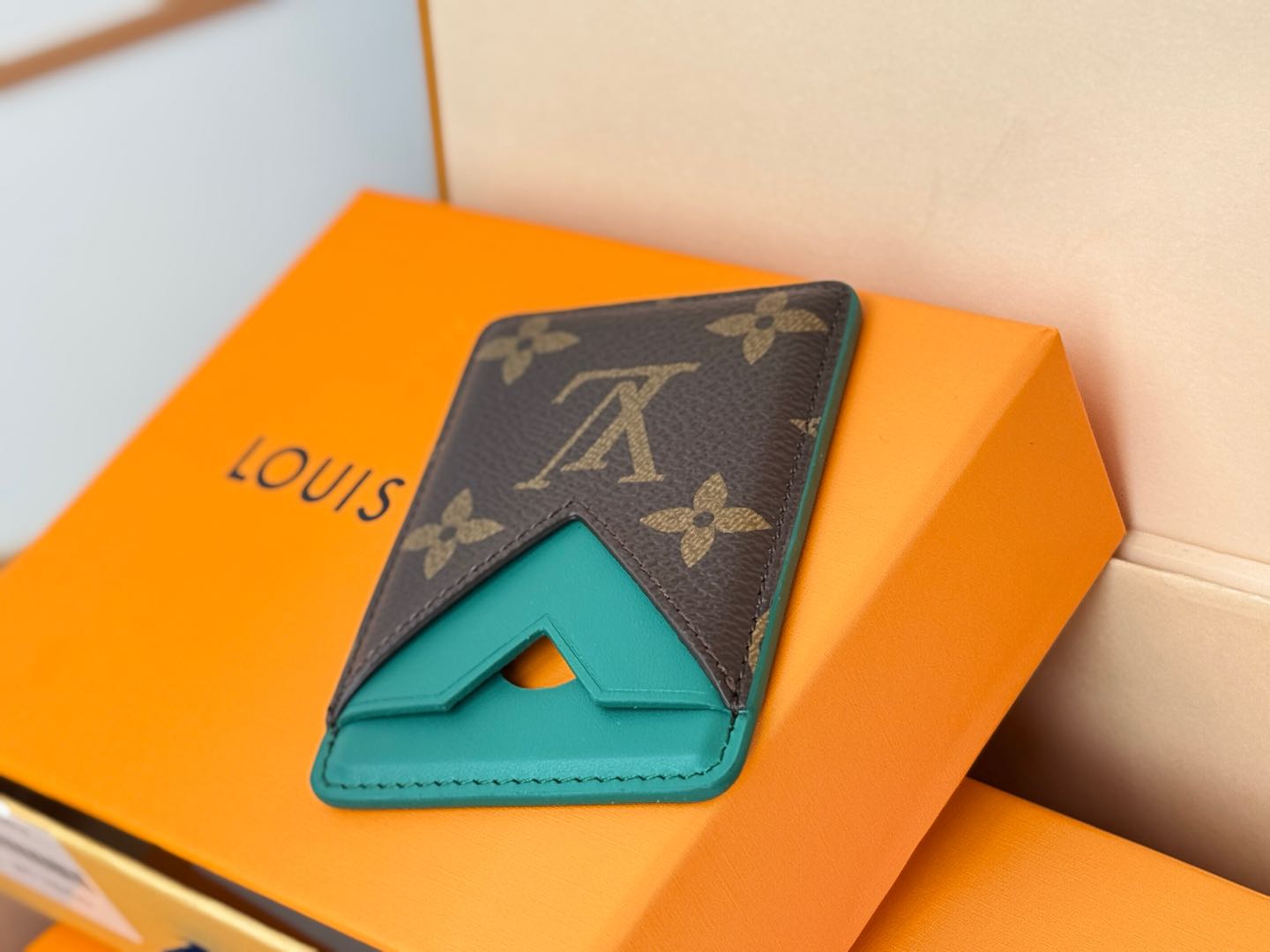 Louis Vuitton M12855绿