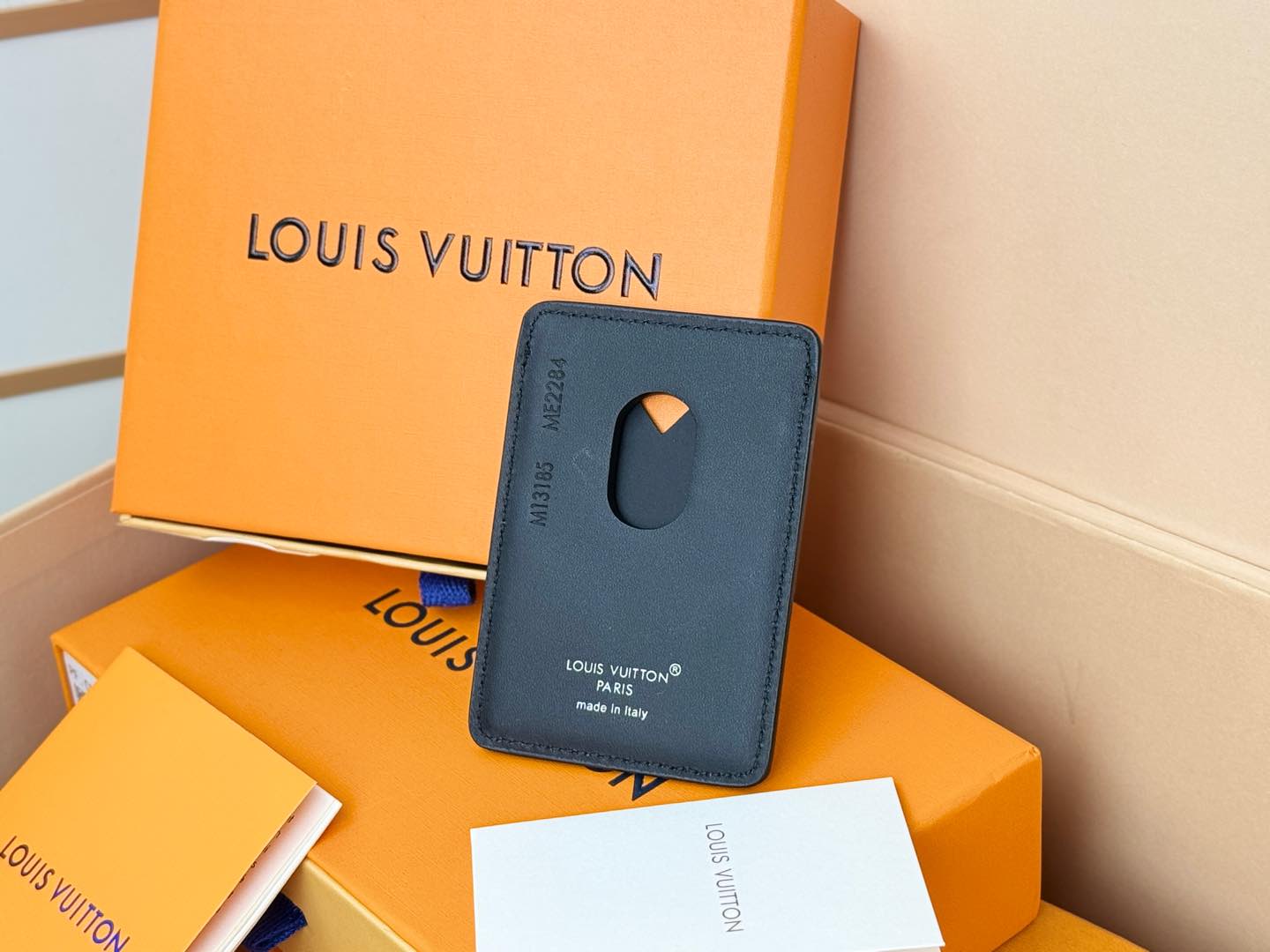Louis Vuitton M13185 黑