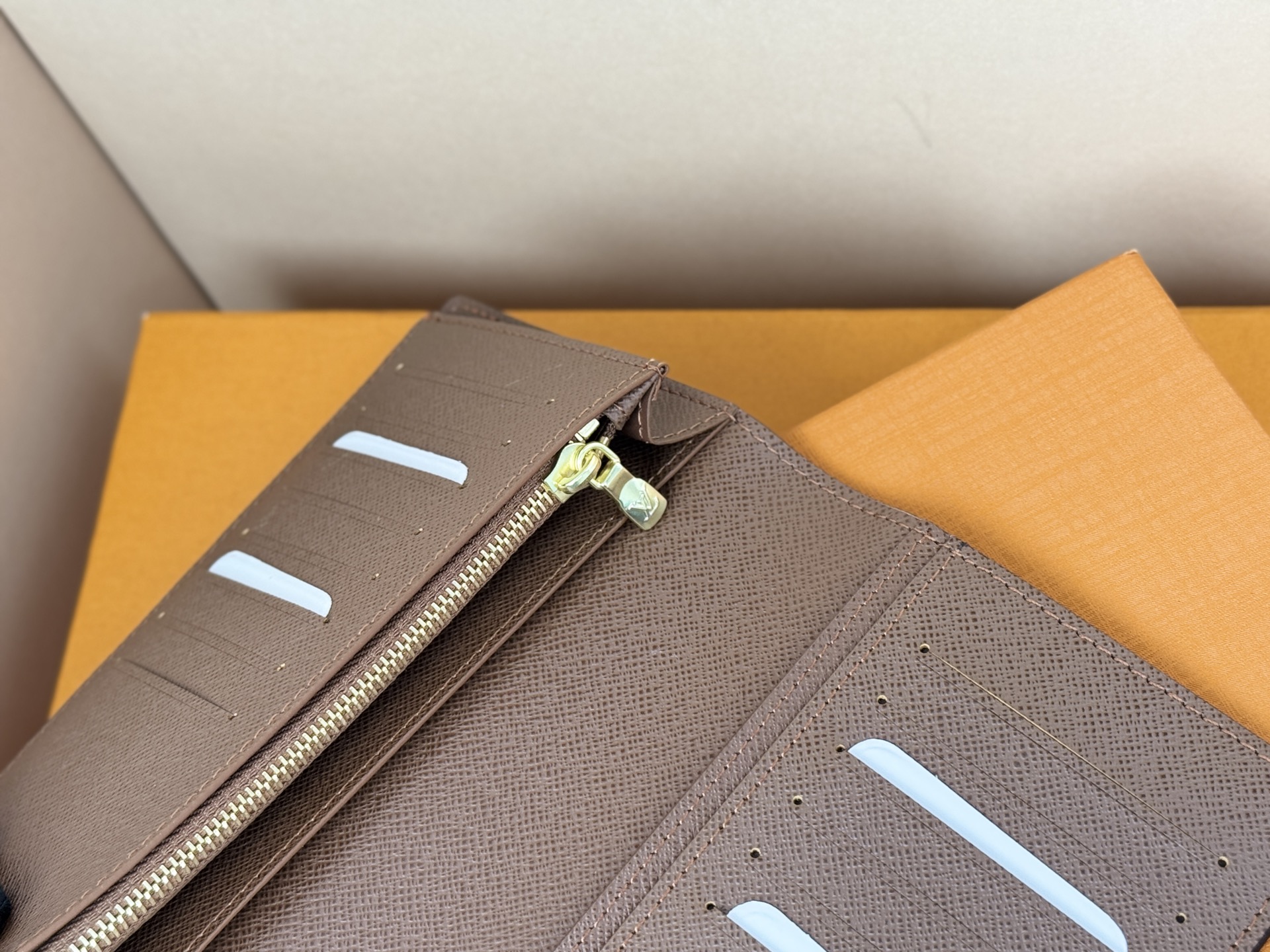Louis Vuitton 2025早春新款-N00141