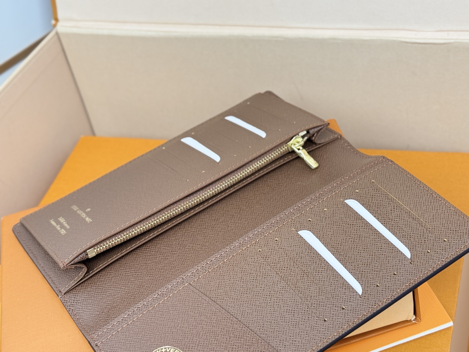 Louis Vuitton 2025早春新款-N00141