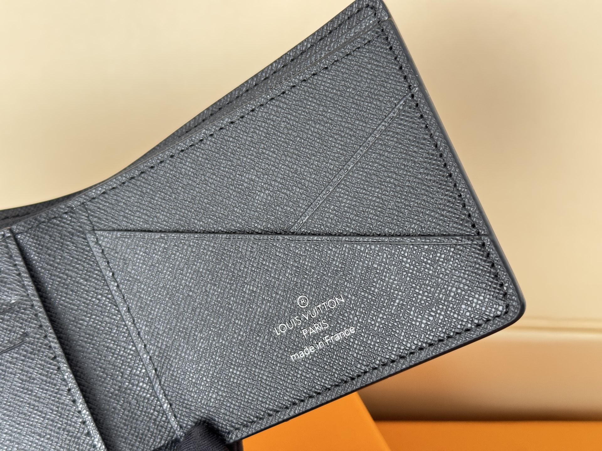 Louis Vuitton MULTIPLE短钱夹