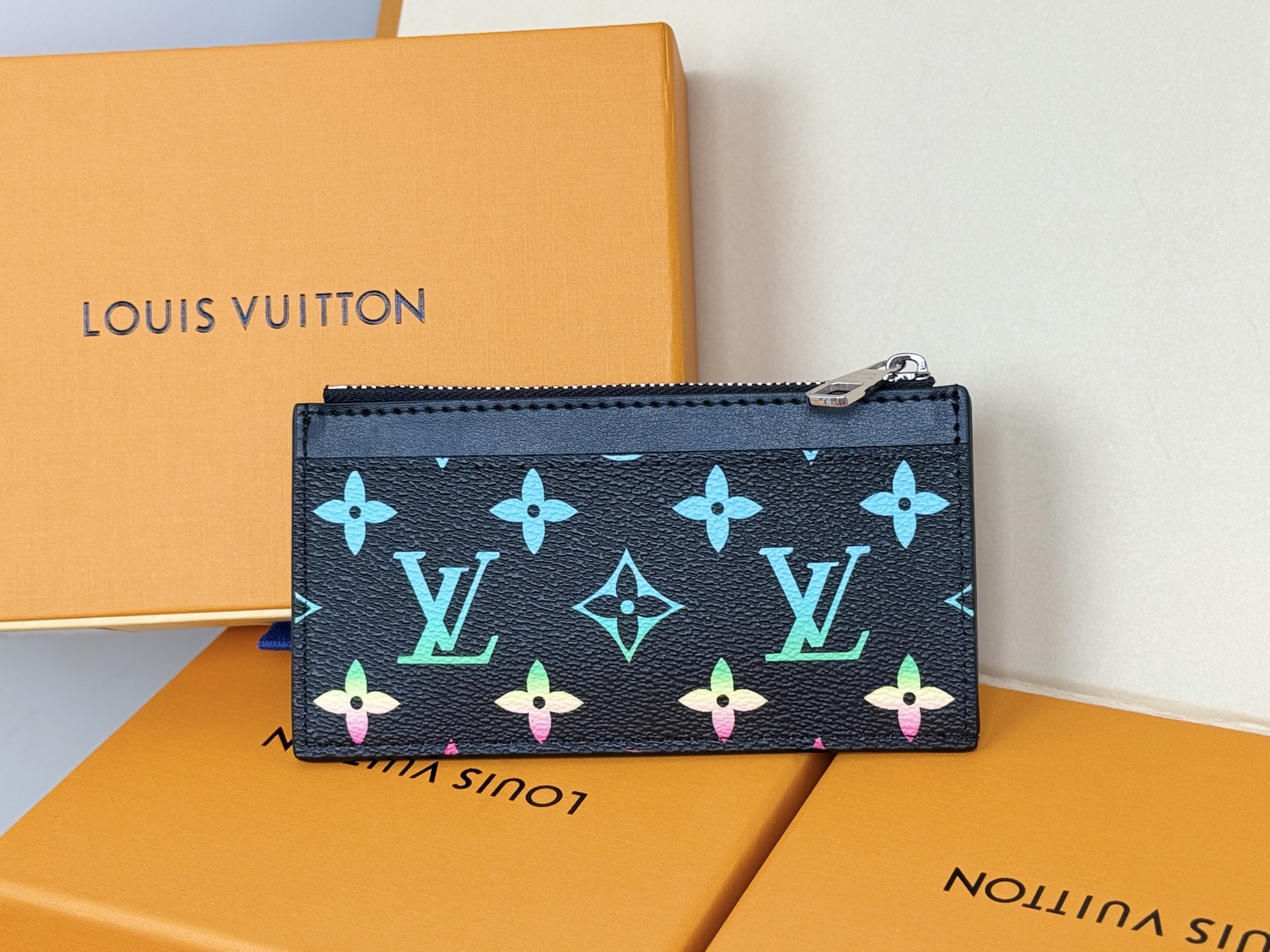 Louis Vuitton 新款Coin拉链卡夹