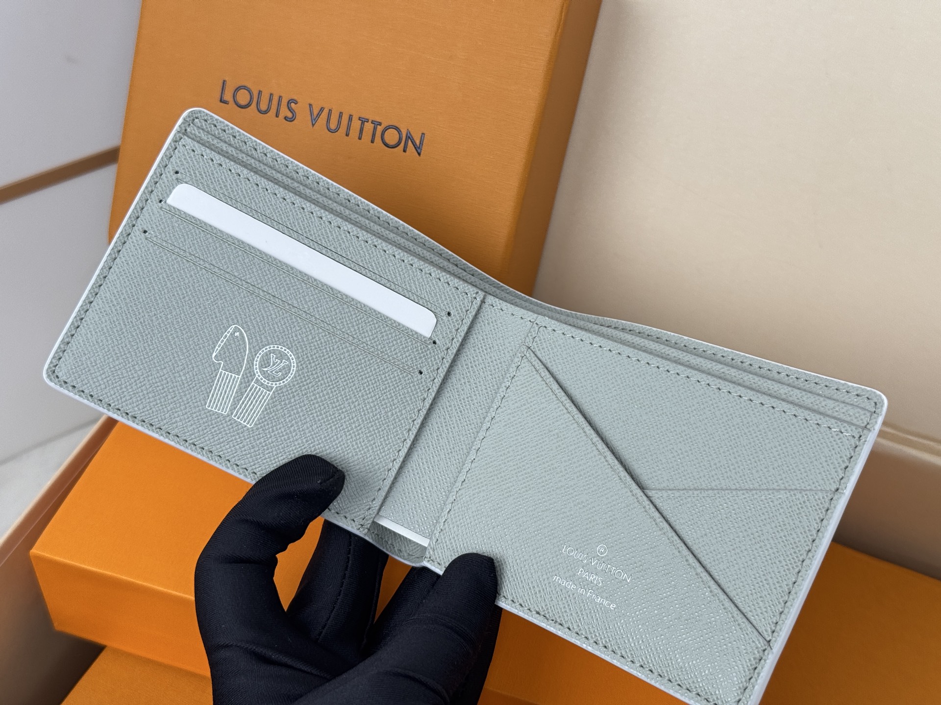 Louis Vuitton MULTIPLE短钱夹