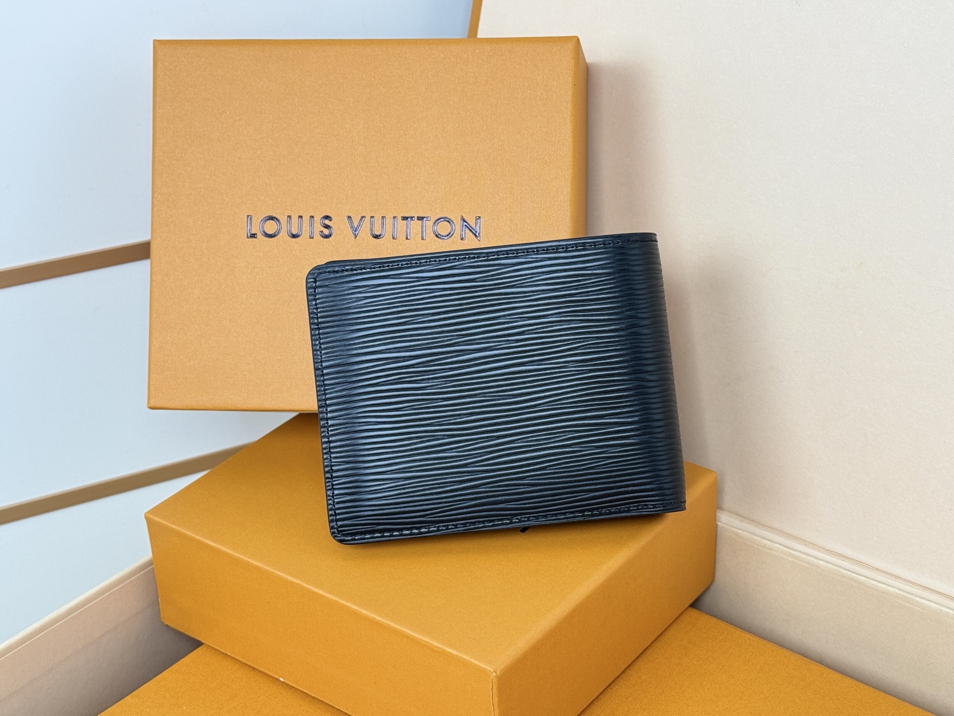 Saint Laurent MULTIPLE短钱夹M60662 水波纹采用炫酷帆布搭配柔软皮革內里
