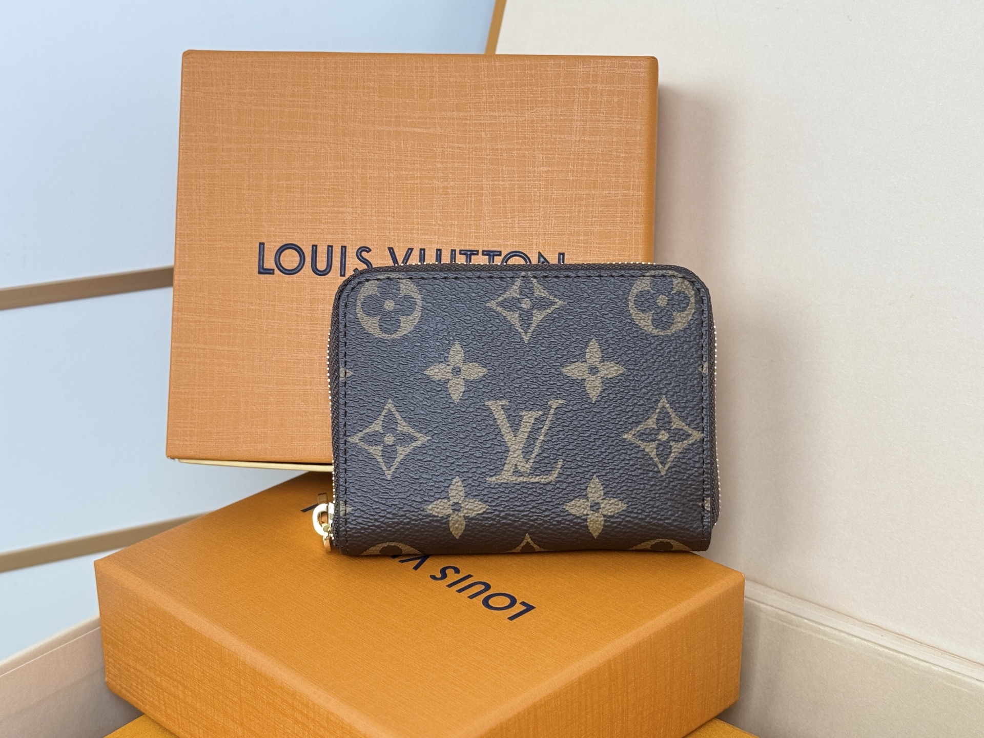 Louis Vuitton M60067 老花独家 这款造型