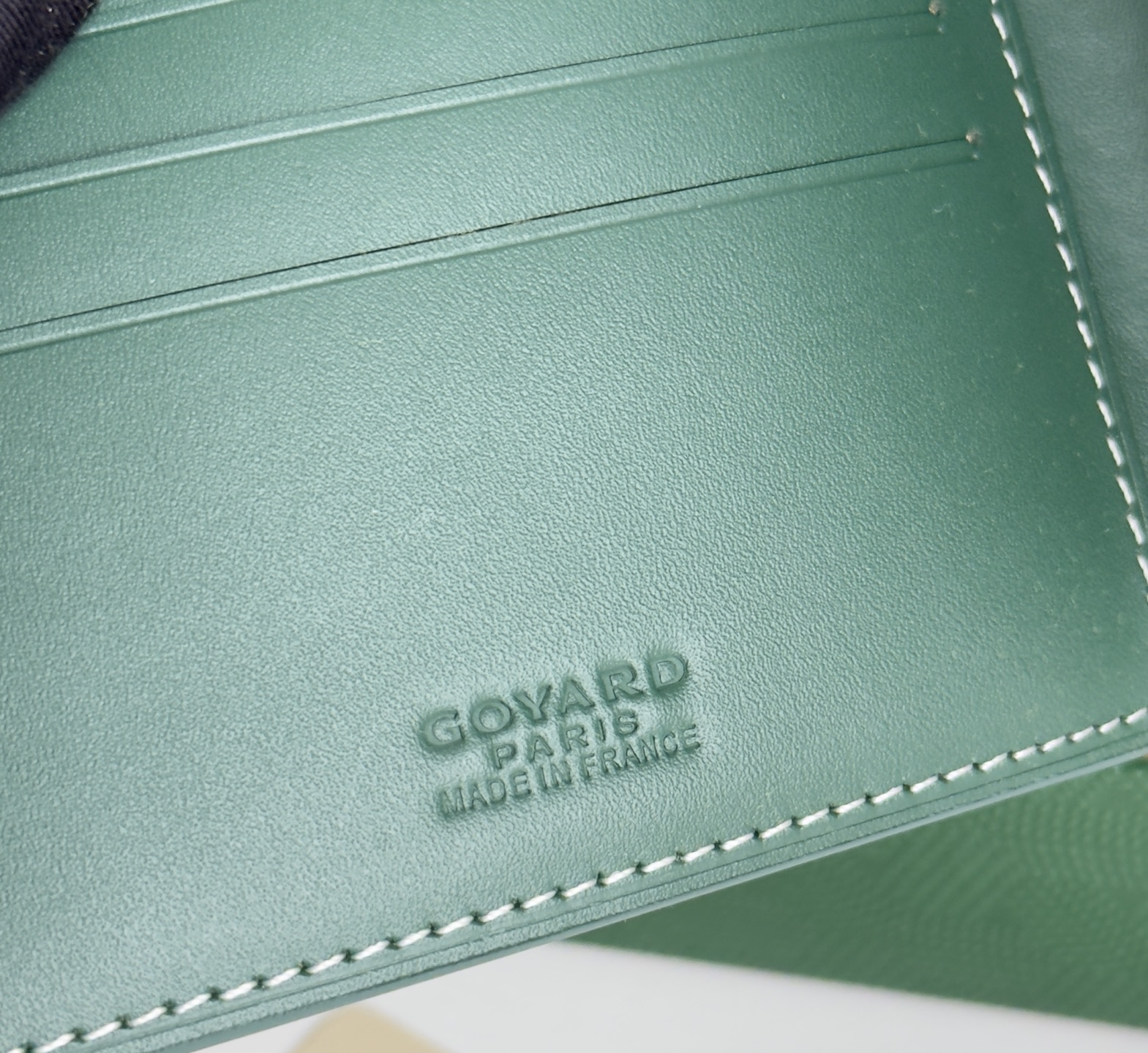 戈雅財布短款 - スタイリッシュな8格カードホルダー