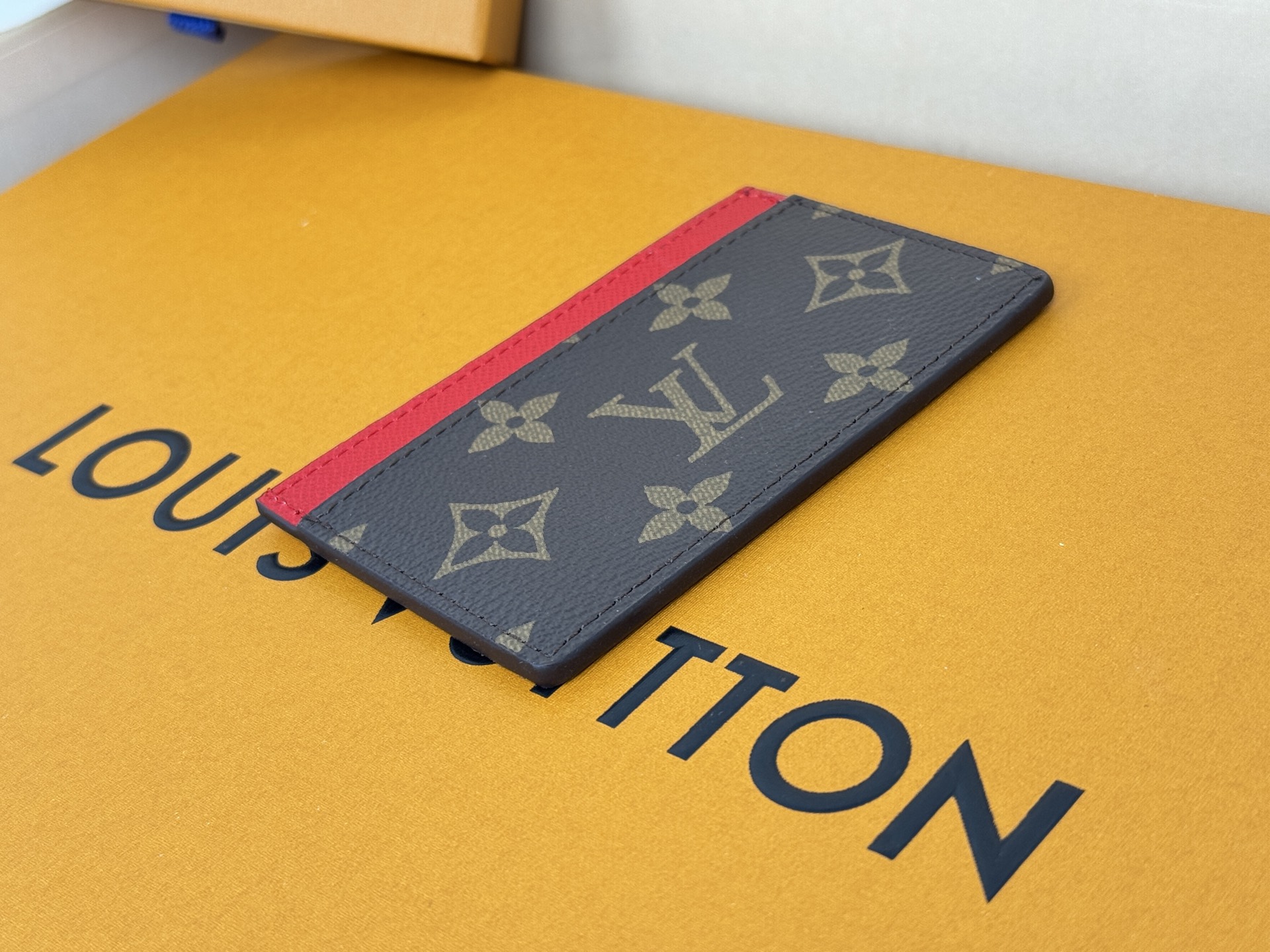 Louis Vuitton M61733 老花/大红卡片包