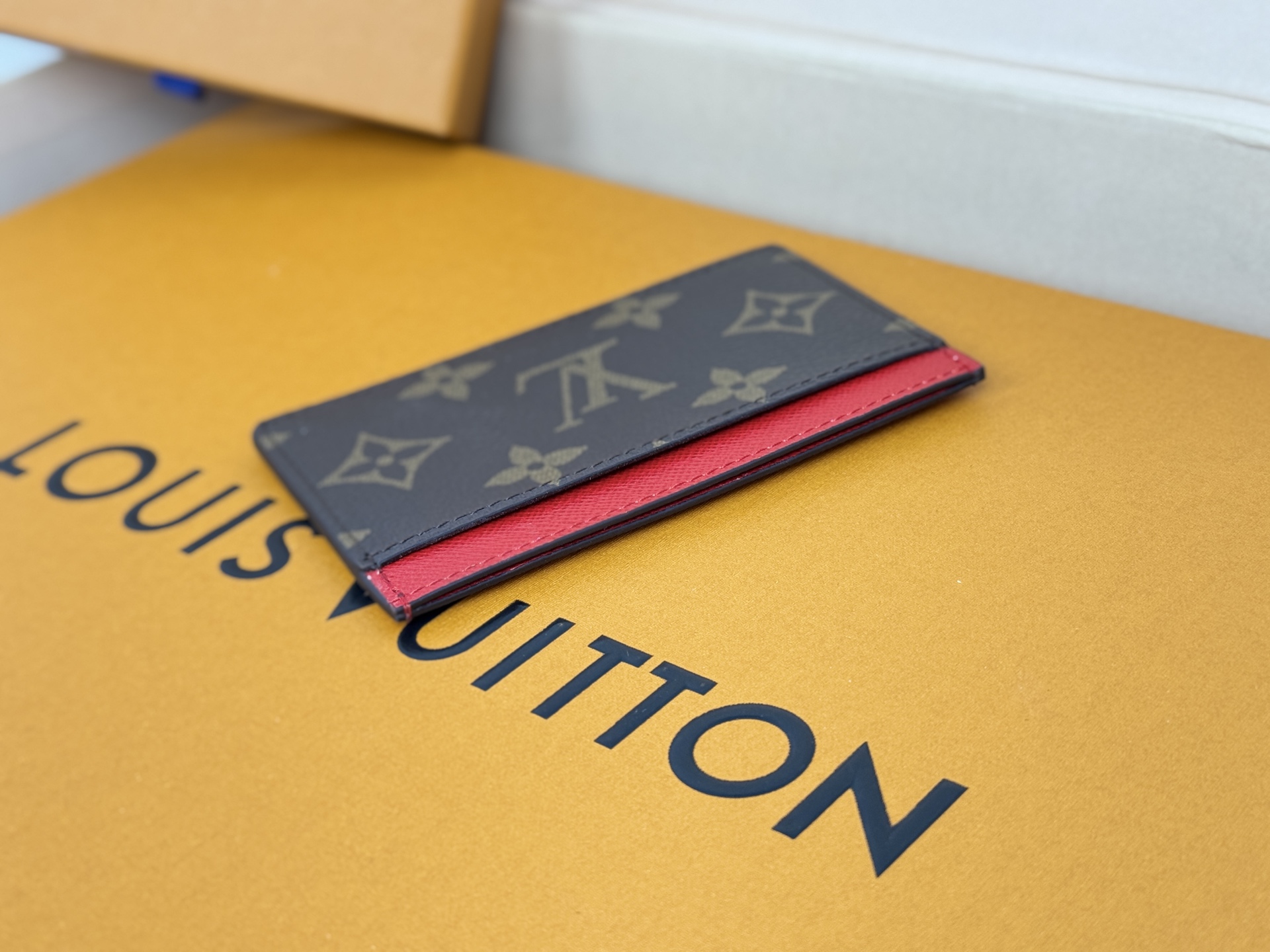Louis Vuitton M61733 老花/大红卡片包