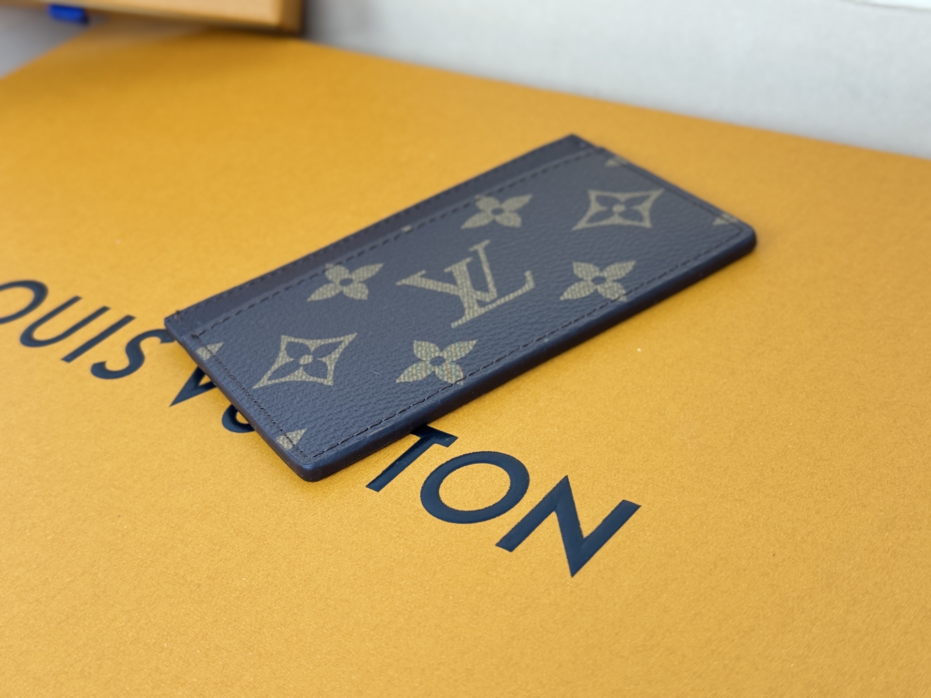 Louis Vuitton M61733 老花/黑色卡片包