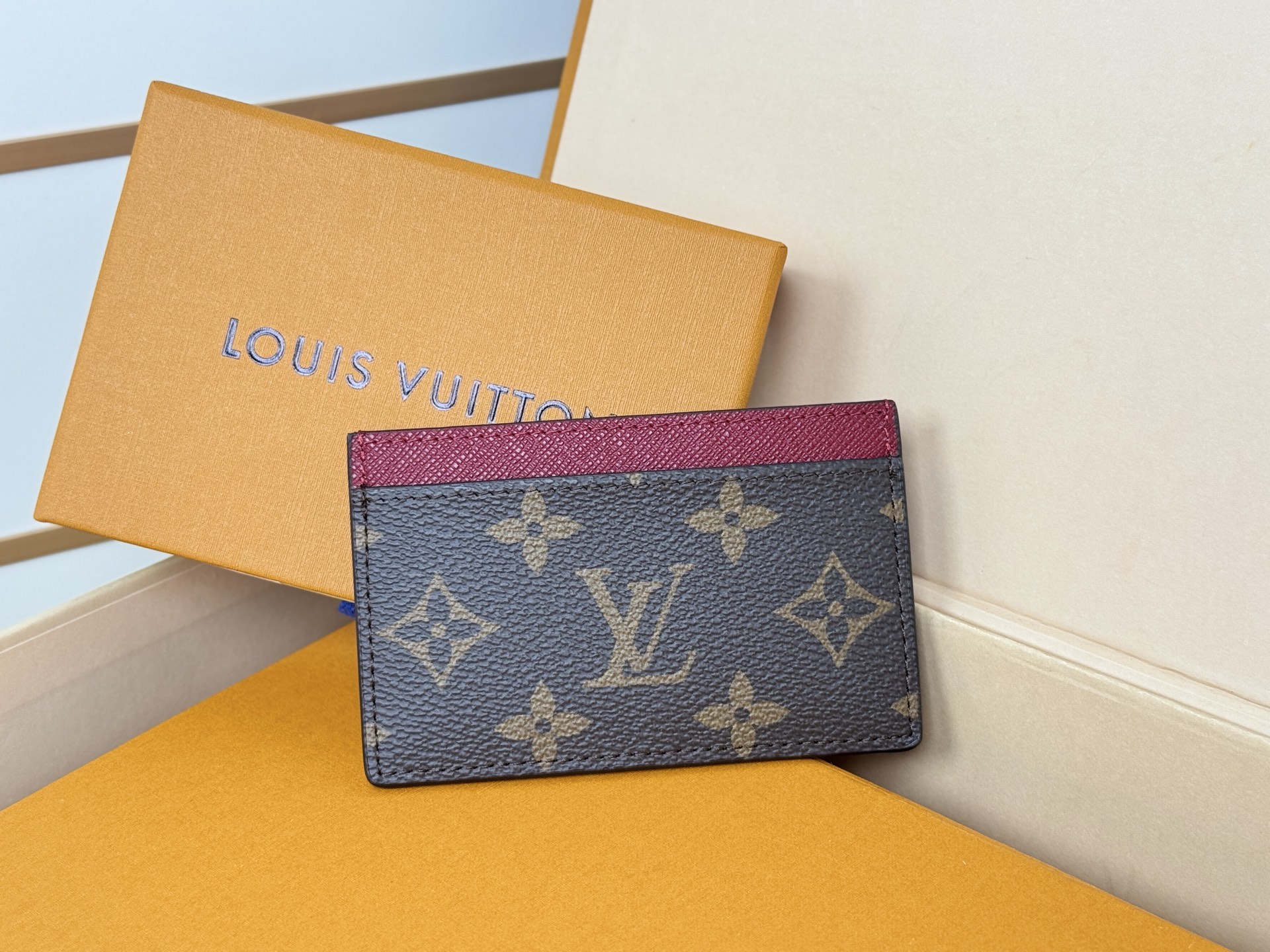 Louis Vuitton M61733 老花/紫红卡片包