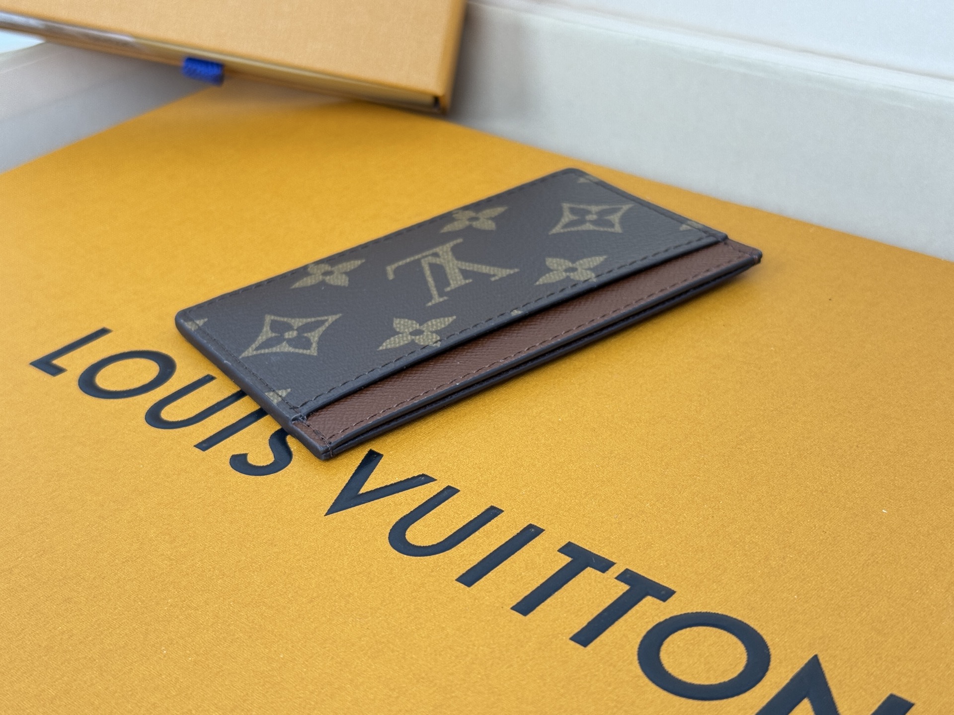 Louis Vuitton M61733 老花棕卡片包