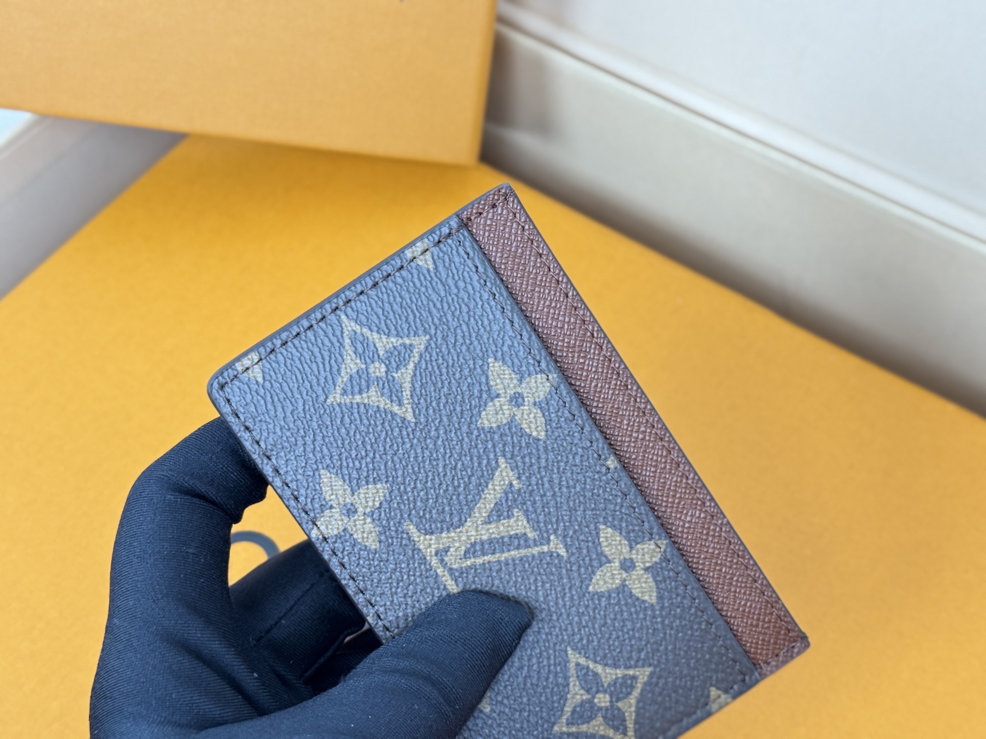 Louis Vuitton M61733 老花棕卡片包
