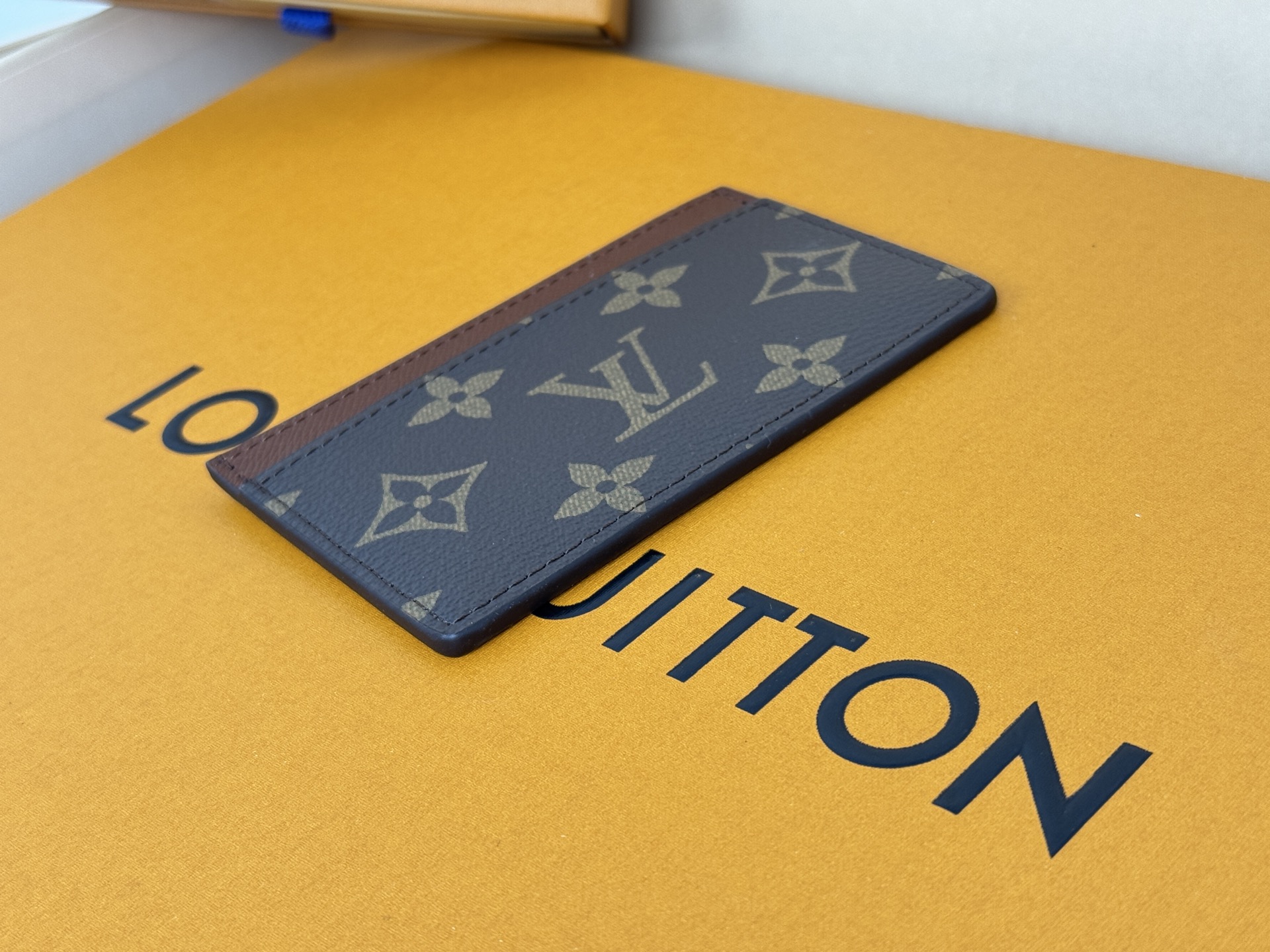 Louis Vuitton M61733 老花棕卡片包