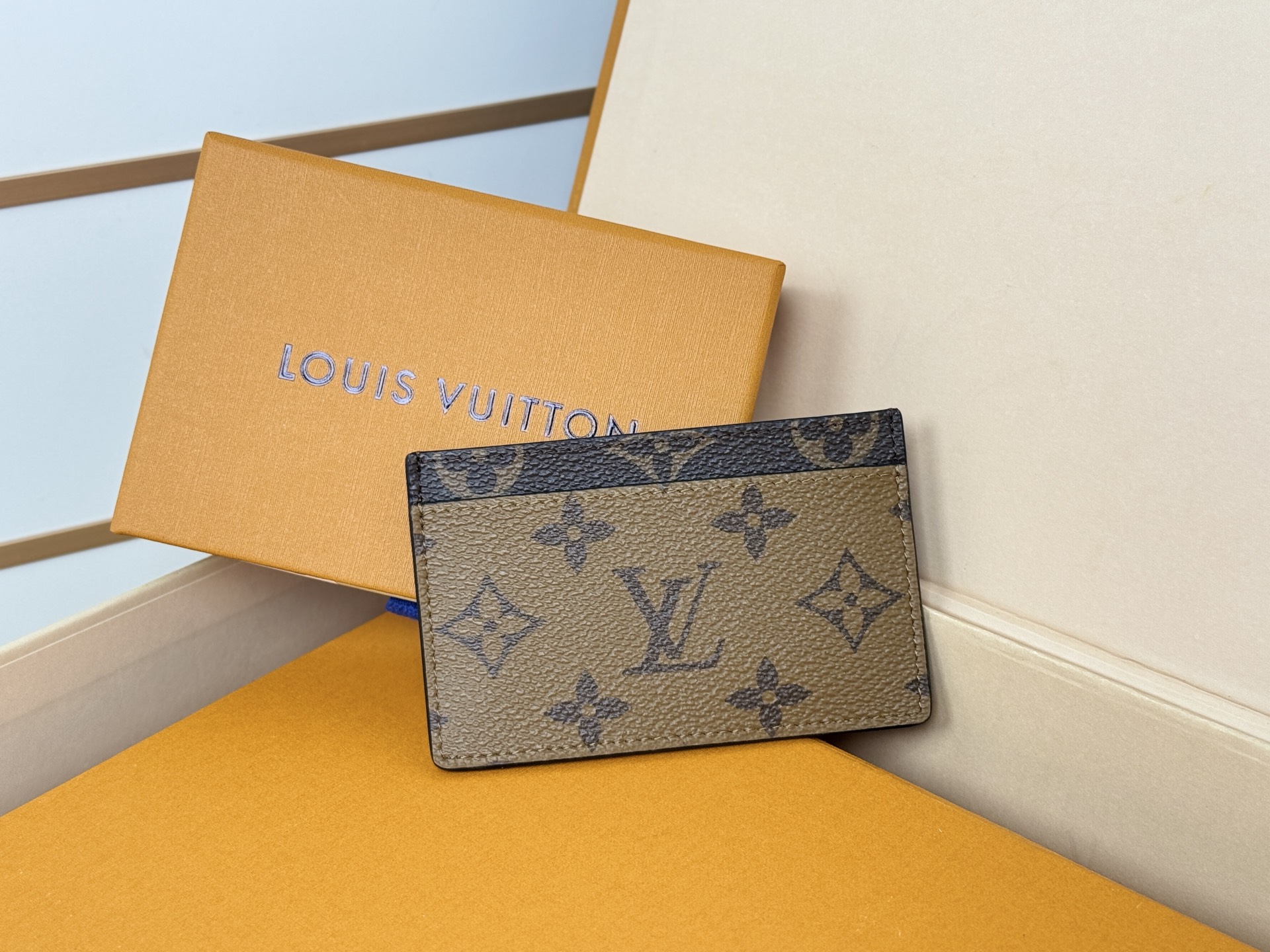 Louis Vuitton M69161卡片包