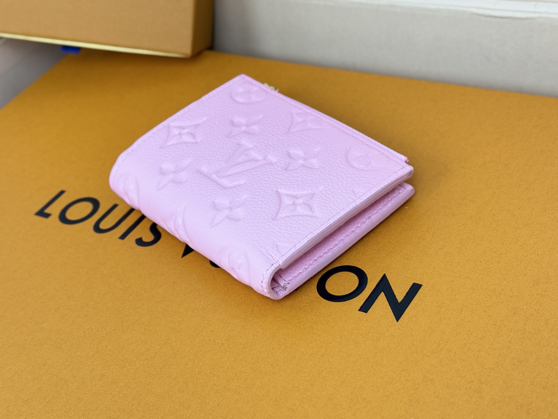 Louis Vuitton M14654粉色