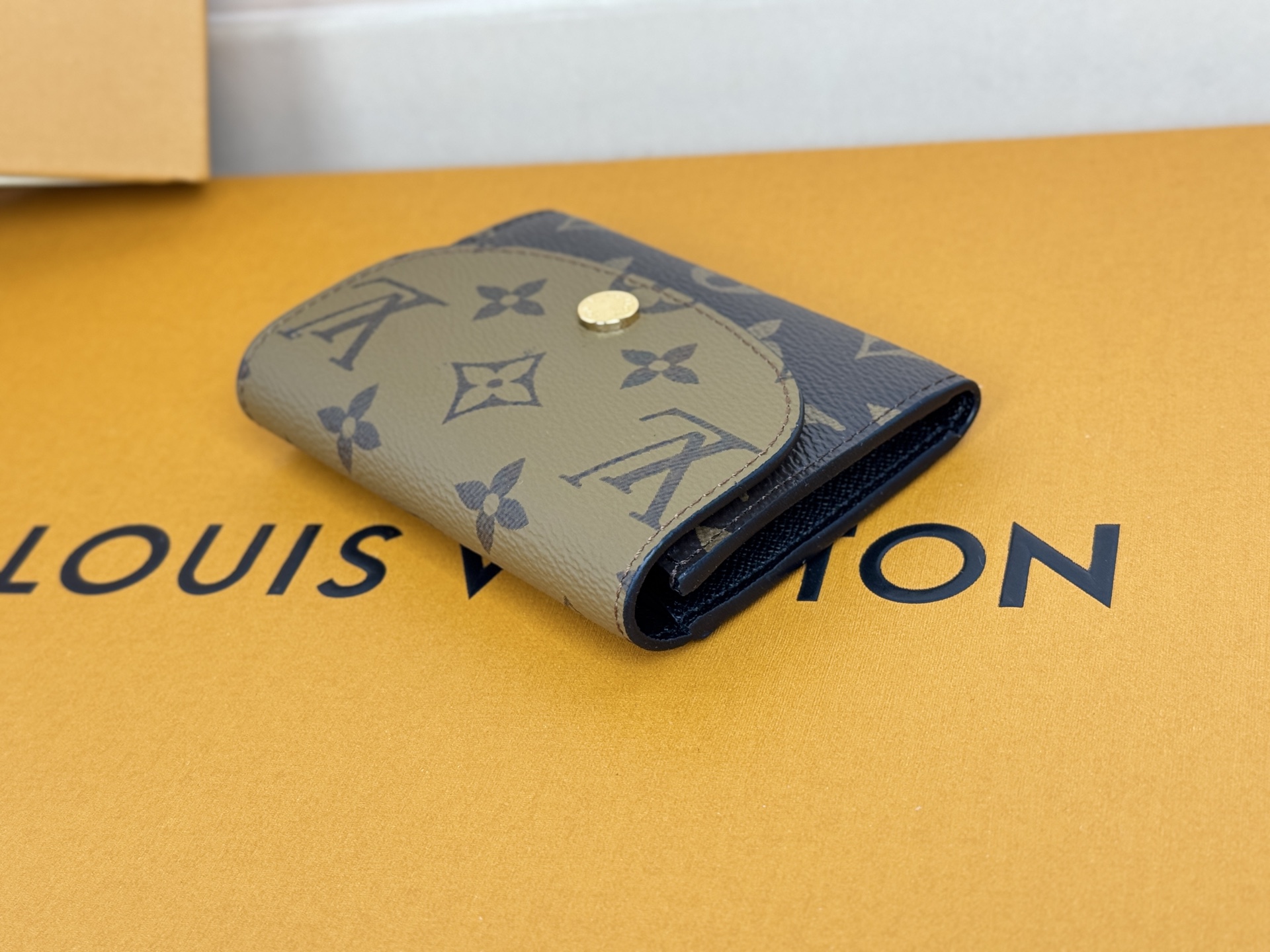 Louis Vuitton M82333独家 本款 Rosalie