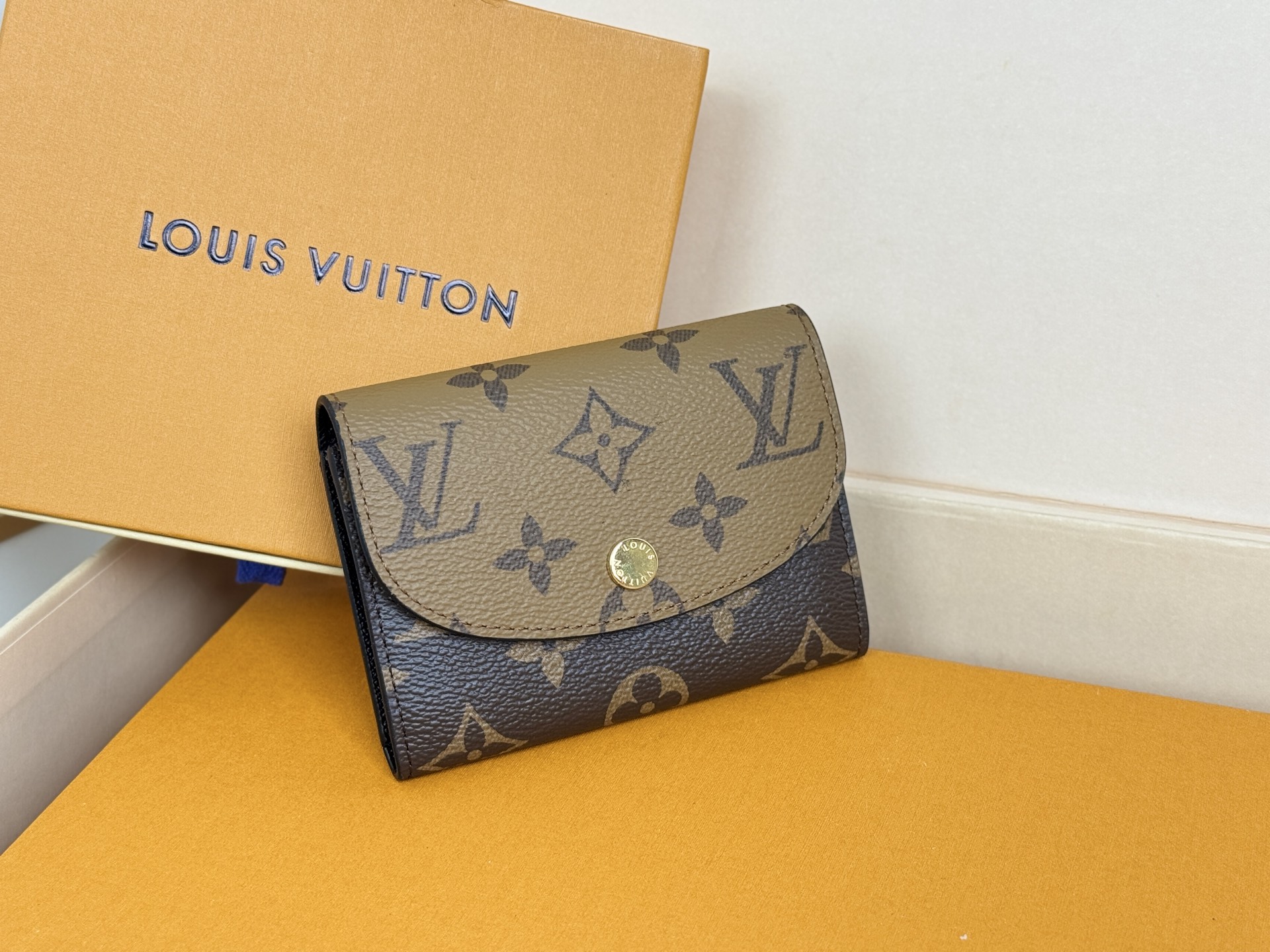 Louis Vuitton M82333独家 本款 Rosalie