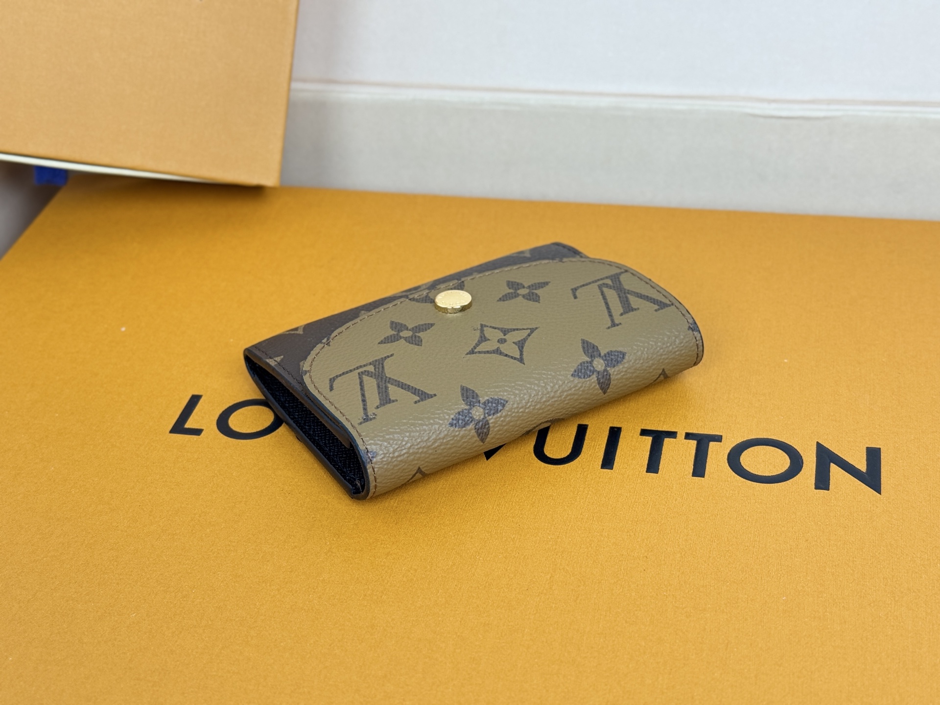 Louis Vuitton M82333独家 本款 Rosalie
