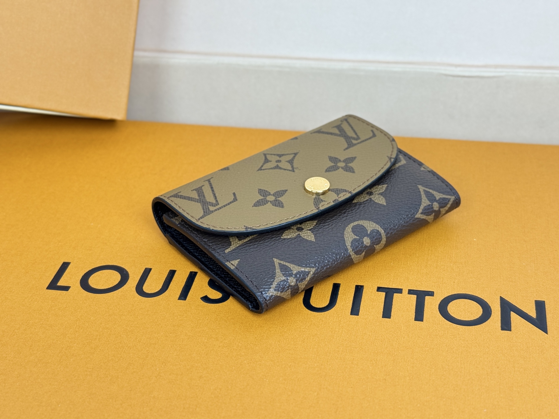 Louis Vuitton M82333独家 本款 Rosalie