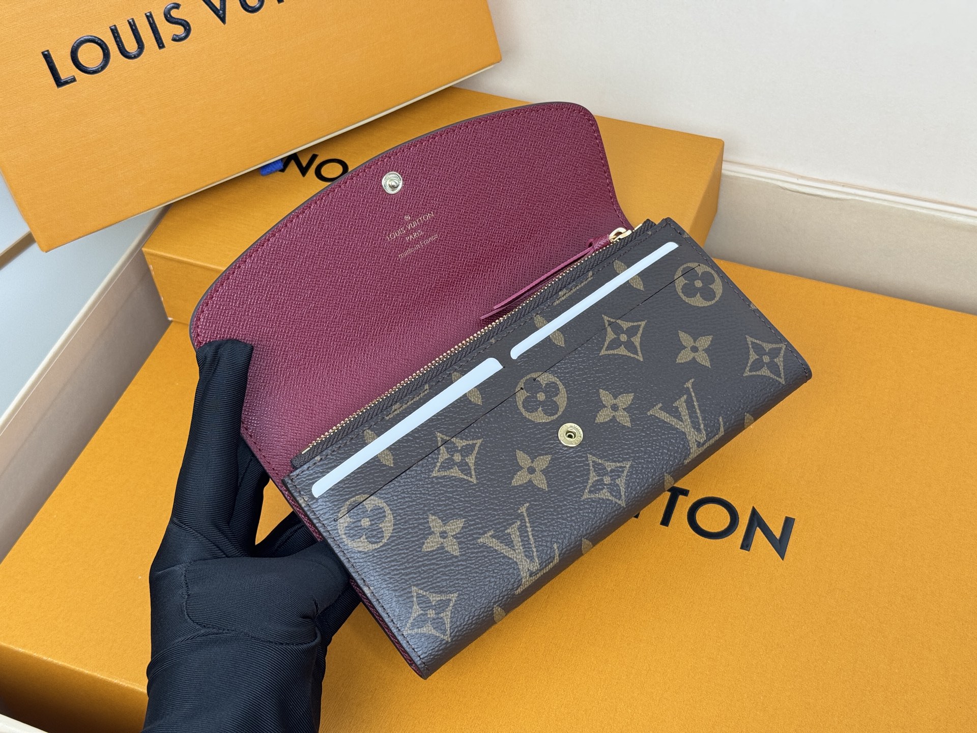 Louis Vuitton M60697 紫红 扣子 豆豆包