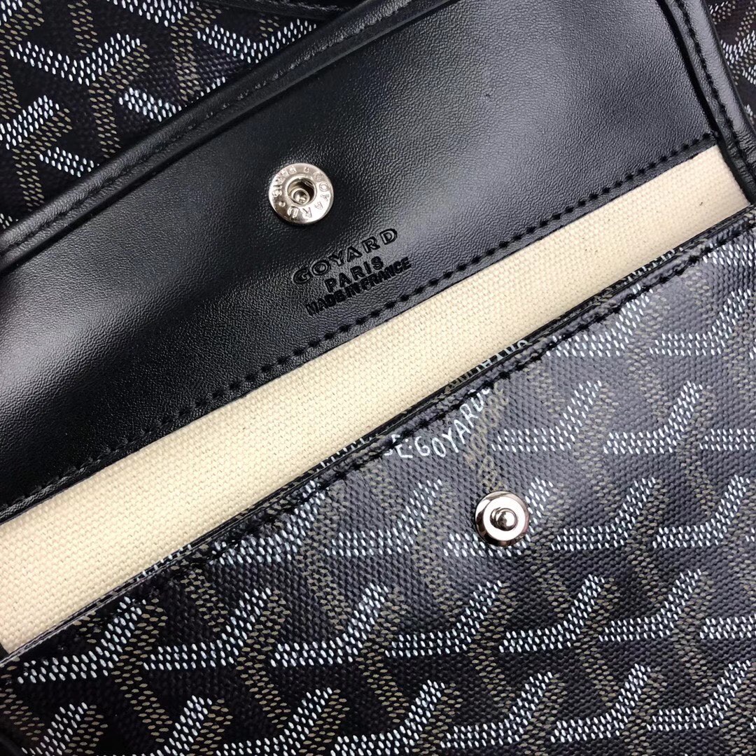 Goyard（戈雅）等待以久最新爆款。Bohème hobo流浪包出货啦！整个包型都非常适用于日常通勤的