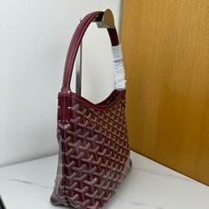 Goyard 新款mini Bohème Hobo腋下包出货啦,迷你包是轻巧、灵活和安全的缩影,这要归功 Goyard 新款mini Bohème Hobo腋下包出货啦,迷你包是轻巧、灵活和安全的缩影,这要归功