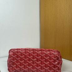 Goyard 新款mini Bohème Hobo腋下包出货啦,迷你包是轻巧、灵活和安全的缩影,这要归功 Goyard 新款mini Bohème Hobo腋下包出货啦,迷你包是轻巧、灵活和安全的缩影,这要归功