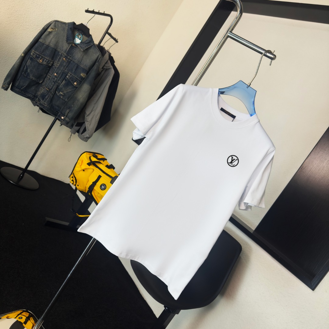 Louis Vuitton 2025 High-Quality Round Neck Short Sleeve T-Shirt with NFC Chip 4 o 1j1la5i6fdvphpa16r7c0s11mf2
