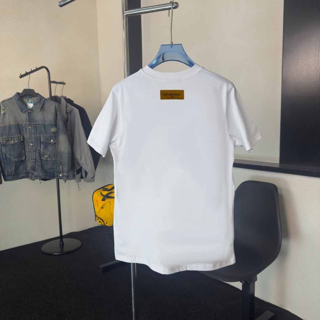Louis Vuitton 2025 High-Quality Round Neck Short Sleeve T-Shirt with NFC Chip 10 o 1j1la5i6h3s0ia81e9511sg1dc08