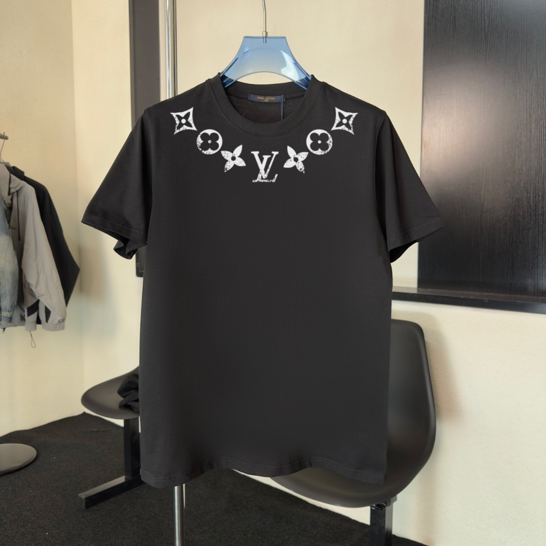 Louis Vuitton 2025 New High Quality Round-Neck Short-Sleeved T-Shirt