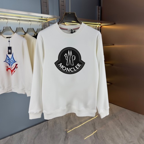 Moncler Men's Cotton Fleece Sweatshirt With Logo Print - Casual Style