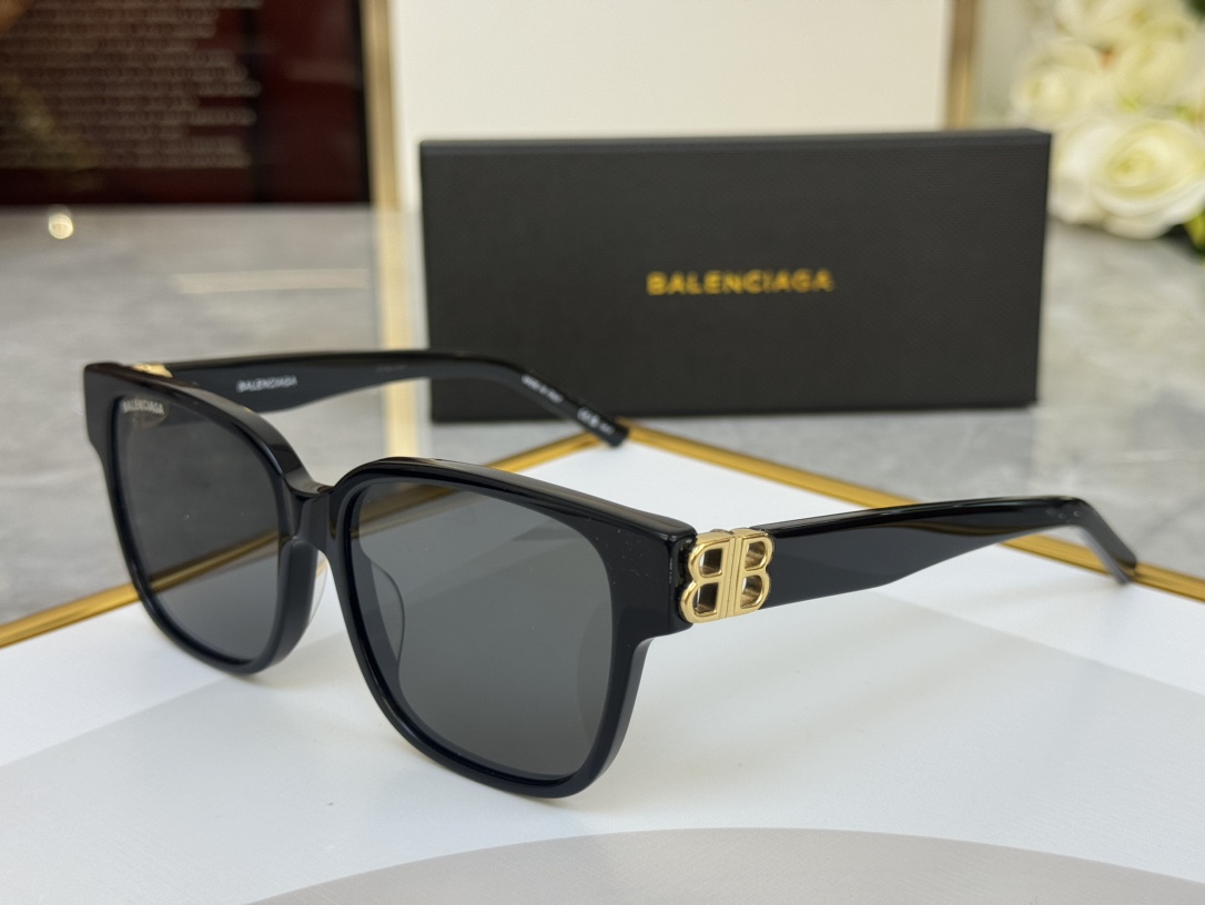 Balenciaga 巴黎世家 板材 方框 双B镜腿 眼镜架