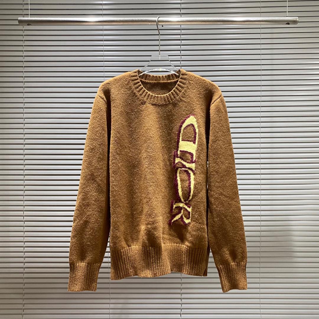 Brown Green Pink Round Sweater with DR Dio Logo, 300 Codes Available - 图片 1