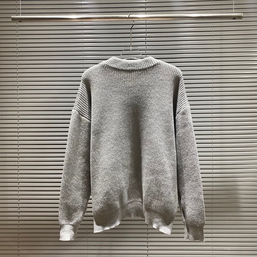 Selin’s Chest Letter Logo Sweater in Blue, White, Black, and Grey – Sizes SM to XXL - 图片 2