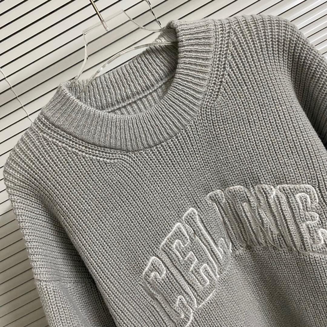 Selin’s Chest Letter Logo Sweater in Blue, White, Black, and Grey – Sizes SM to XXL - 图片 3