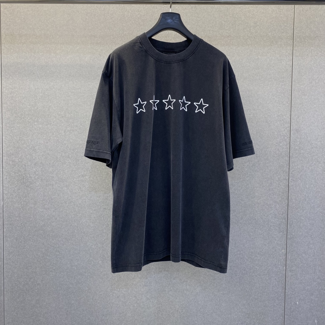 NO:854194,BL 26 spring and summer new style star letter printed short sleeves size xs-L, Balenciaga-clothing, balenciaga, T-shirt,19860909BL 26春夏新款星星字母印花短袖码数xs-L,巴黎世家-服装,balenciaga,T-shirt,,Women's clothing
