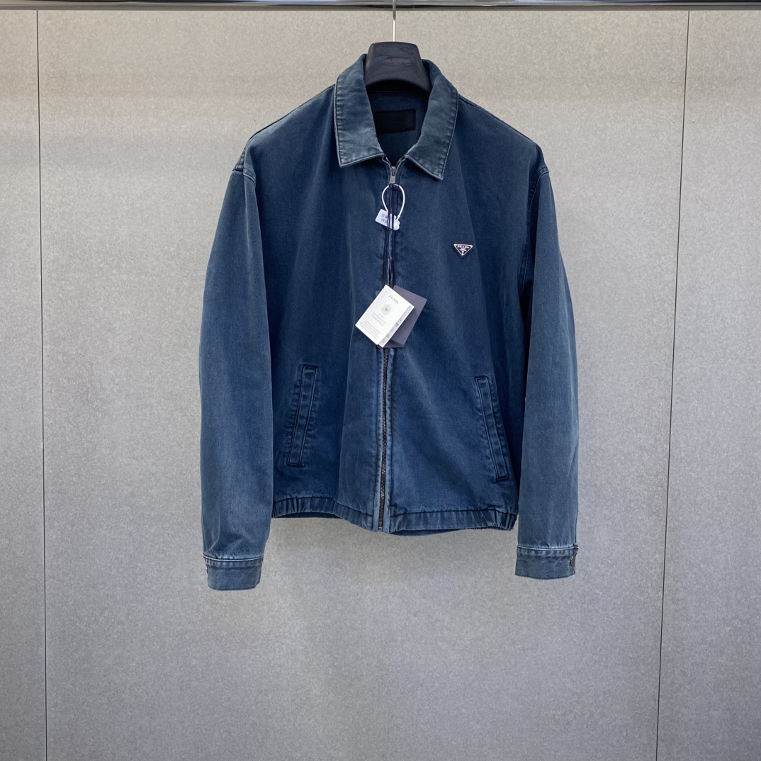 NO:820923,PRAD 26 spring and summer new style triangular metal micro-label logo casual loose zipper denim jacket size s-xL, Prada-clothing, prada, prada, jackets & coats,19860909PRAD 26春夏新款三角金属微标logo休闲宽松拉链牛仔外套码数s-xL,普拉达-服装,prada,prada,jackets & coats,,Women's clothing