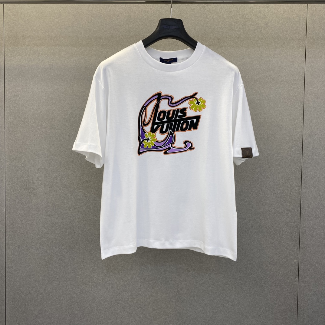 NO:854389,Lujia 26 spring and summer new style letter flocking old flower leather label round neck short sleeve size xs-L, Louis Vuitton-clothing, louis vuitton, louis vuitton, louis vuitton, T-shirt,19860909驴家 26春夏新款字母植绒老花皮标圆领短袖码数xs-L,路易威登-服装,louis vuitton,louis vuitton,louis vuitton,T-shirt,,Women's clothing