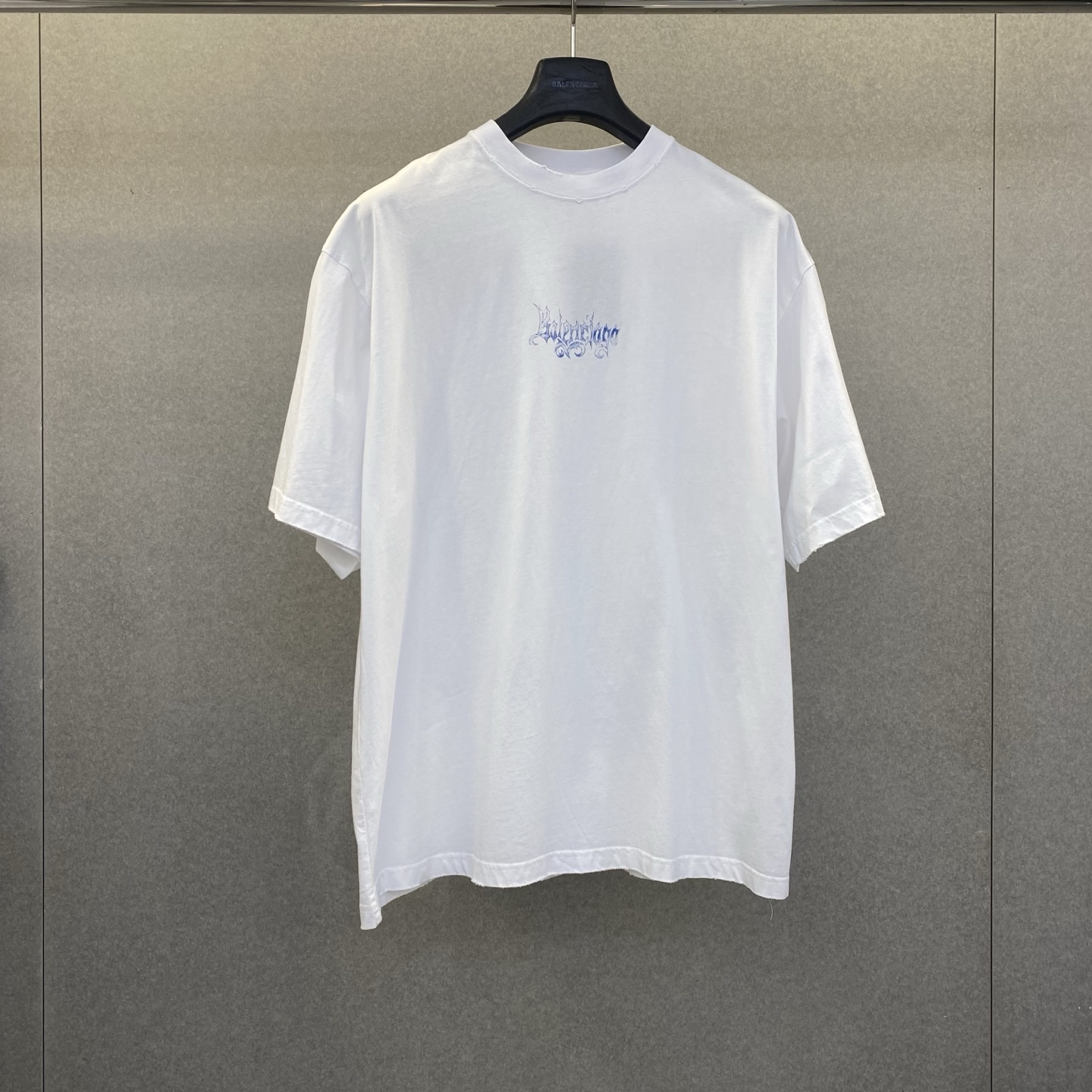 NO:854307,BL 26 spring and summer new Sanskrit letter printed short-sleeved size: xs-L, Balenciaga-clothing, balenciaga, T-shirt,19860909BL 26春夏新款梵文字母印花短袖码数:xs-L,巴黎世家-服装,balenciaga,T-shirt,,Women's clothing