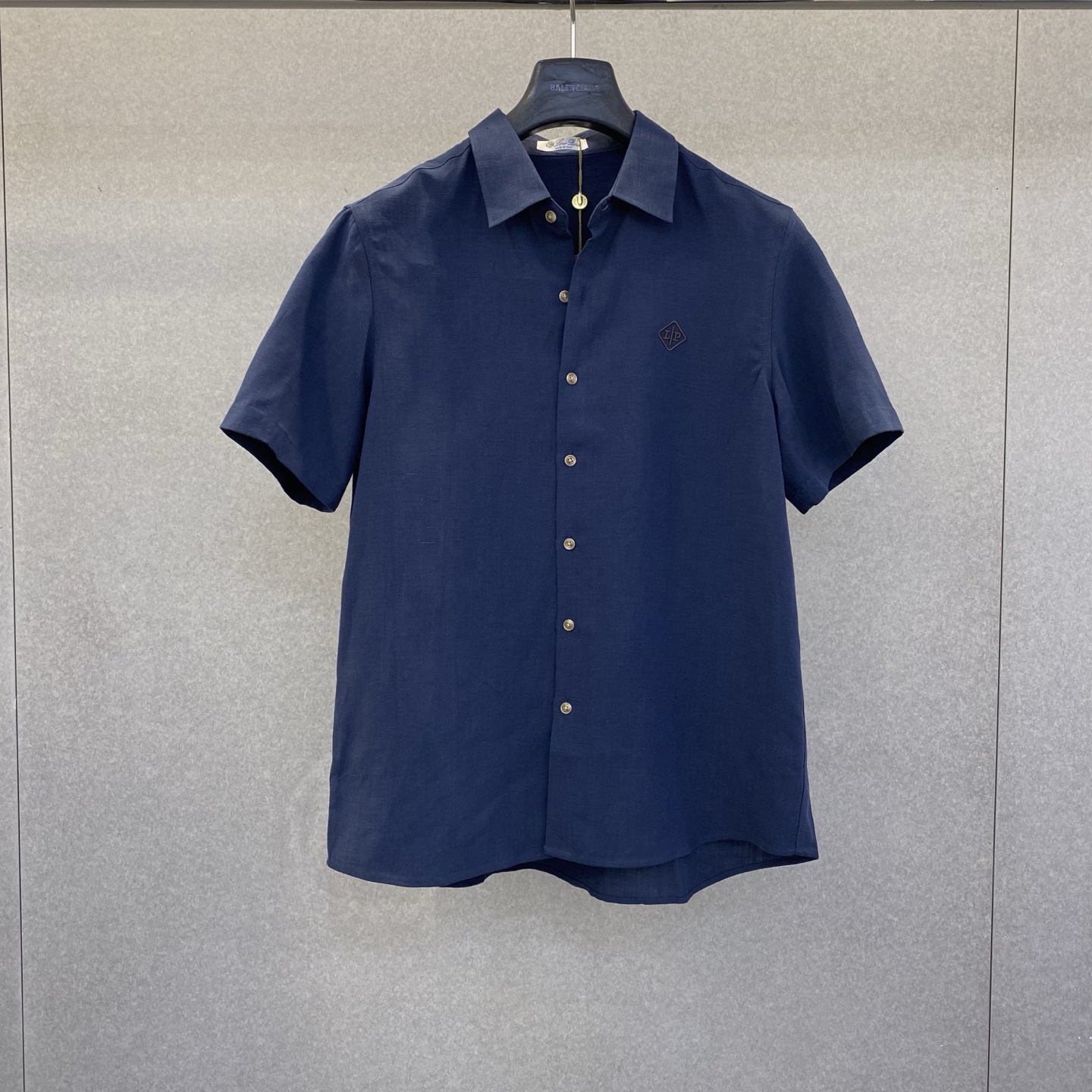 NO:857805,LP new spring and summer logo embroidered linen shirt, size m-xxxL, men's clothing, loro piana, shirts,19860909LP 春夏新款标识刺绣亚麻衬衫 码数m-xxxL,男装,loro piana,shirts,,Women's clothing