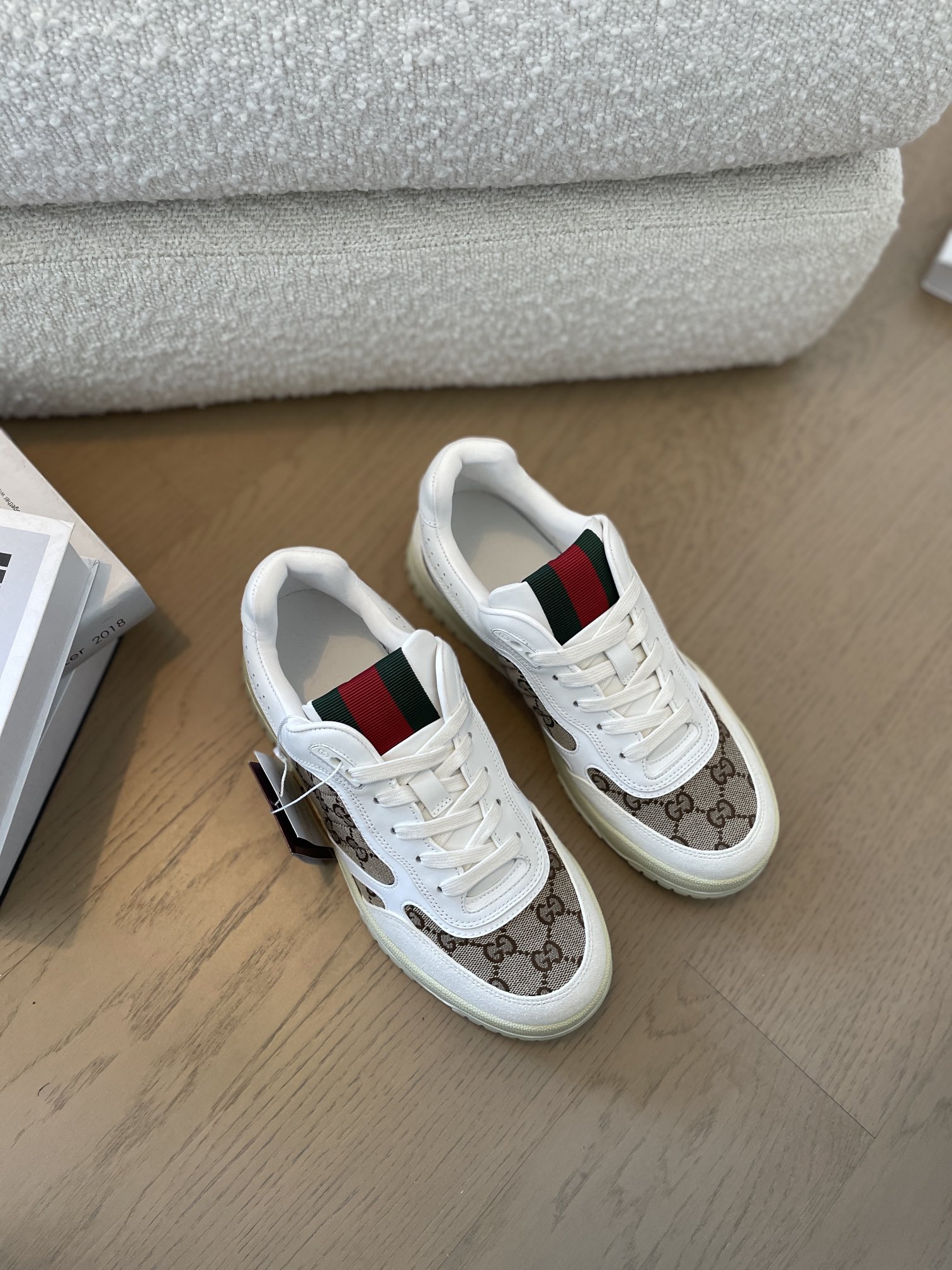 Gucci Shoes Sneakers White Cowhide Vintage Sweatpants