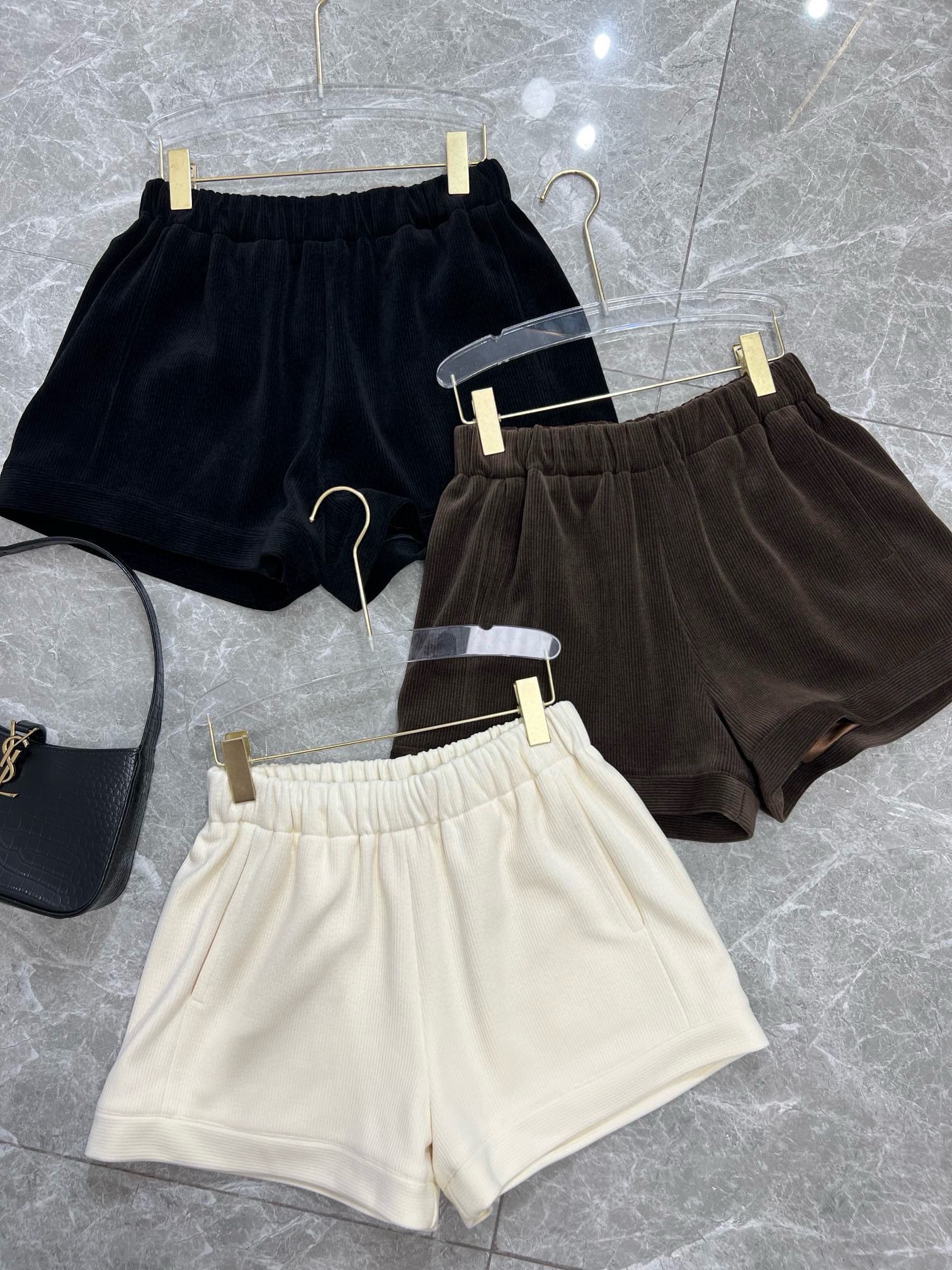 YSL Winter Suit Featuring High-End Quality and Schinel Fabric with Rib Detail - 图片 1