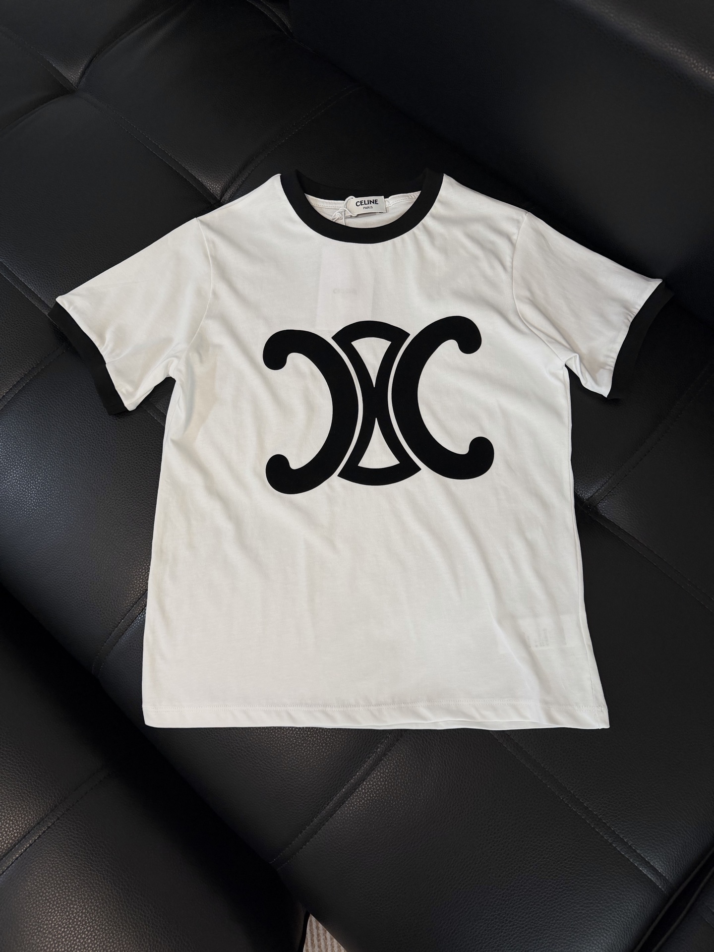 p115 🔥casa C🔥🆕Celin. Camiseta de manga corta con logotipo estampado, tacto suave, cómoda y agradable a la piel, logo…