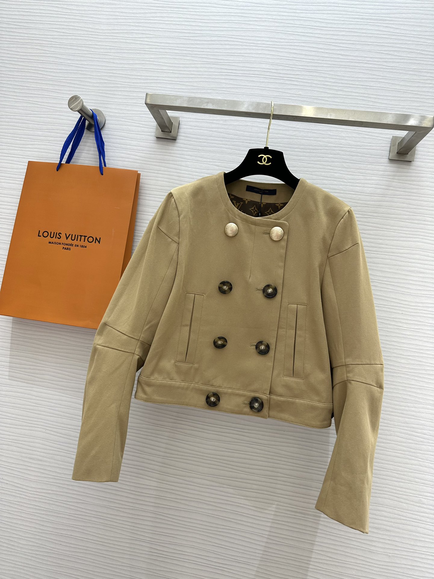 Proveedor en China
 Louis Vuitton Ropa Abrigos y chaquetas Caqui Colección de otoño