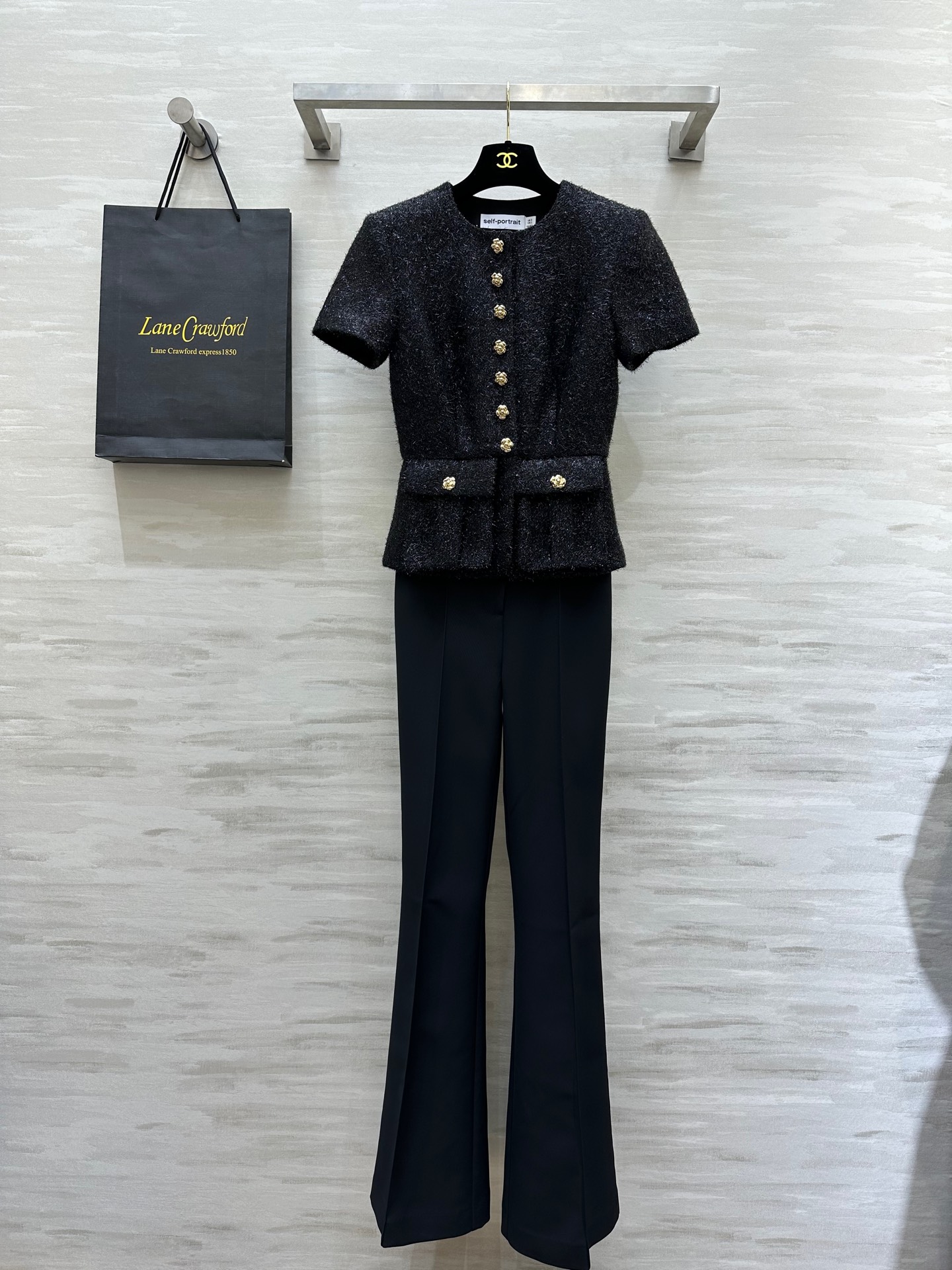 NO:297919,#SP early spring new model Heavy industry short-sleeved jumpsuits, magical long legs, original development customized fabric, mold opening button, high quality, spot first-time sizeUK4/6/8/10/12/14 (6 size shoulder width 36, bust 80, waist circumference 64, full length 156),, T-shirt, alexander wang19860909#SP早春新款 重工短袖连体裤 大长腿神奇 原版开发定制面料 开模纽扣 高品质 现货首发sizeUK4/6/8/10/12/14（6码肩宽36,胸围80,腰围64,全长156）,,T-shirt,alexander wang,Women's clothing