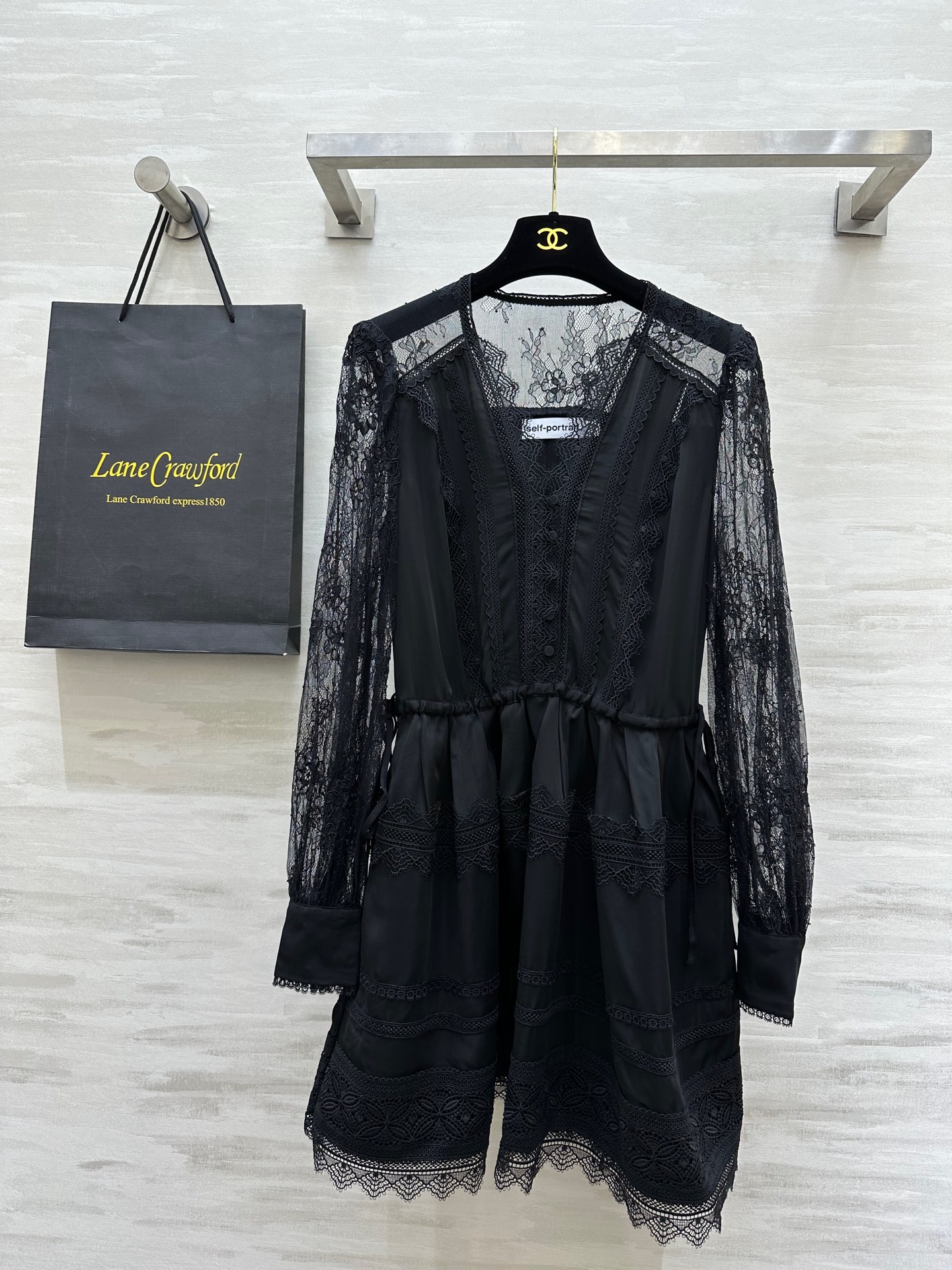 NO:297945,#SP early spring new lace long-sleeved dress original purchase and development Customized lace elegant and feminine style High quality Spot first-time sizeuk4/6/8/10/12 (6 size shoulder width 37, bust 90, length 88, skirts, alexander wang19860909#SP早春新款 蕾丝长袖连衣裙 原版购入开发 定制蕾丝优雅女人味十足 对版版型 高品质 现货首发sizeuk4/6/8/10/12（6码肩宽37,胸围90,衣长88,,skirts,alexander wang,Women's clothing