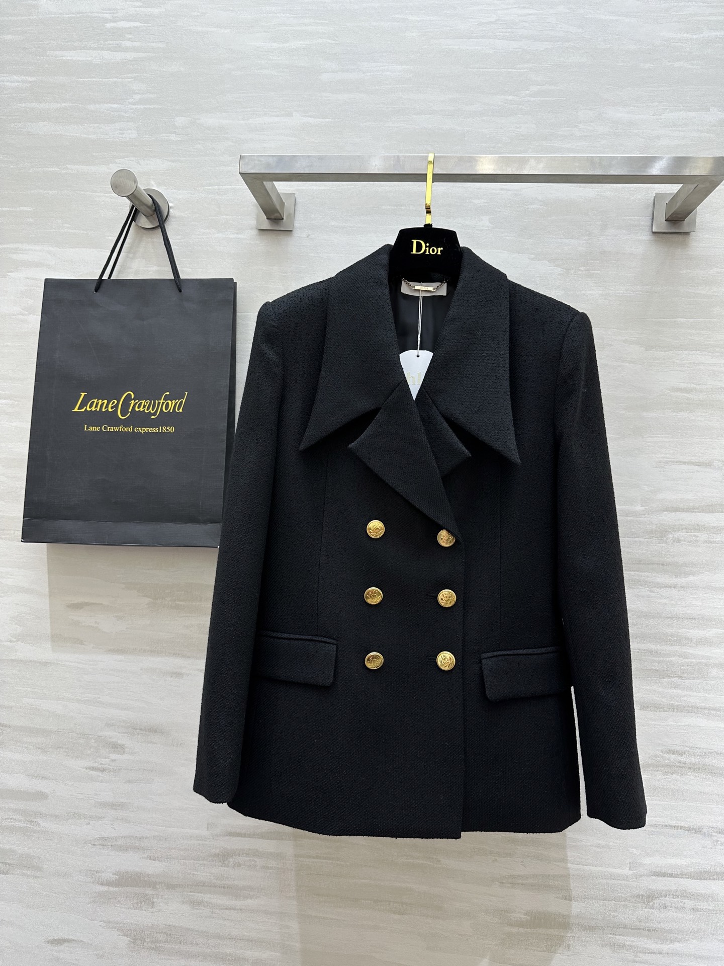 NO:315011,#Chlo new style lapel wool blazer modern and fashionable three-dimensional tailoring top body looks very slim Customized wool fabric is warm and comfortable High-quality spot first-time sizeS/M/L/XL (M size shoulder width 39, bust 94, waist 84, 73, chloe, jackets & coats, business suit, alexander wang19860909#Chlo新款 翻领羊毛西装外套 摩登时髦 立体剪裁上身非常显瘦 定制羊毛面料保暖舒适 高品质现货首发sizeS/M/L/XL（M码肩宽39,胸围94,腰围84,衣长73,,chloe,jackets & coats,business suit,alexander wang,Women's clothing