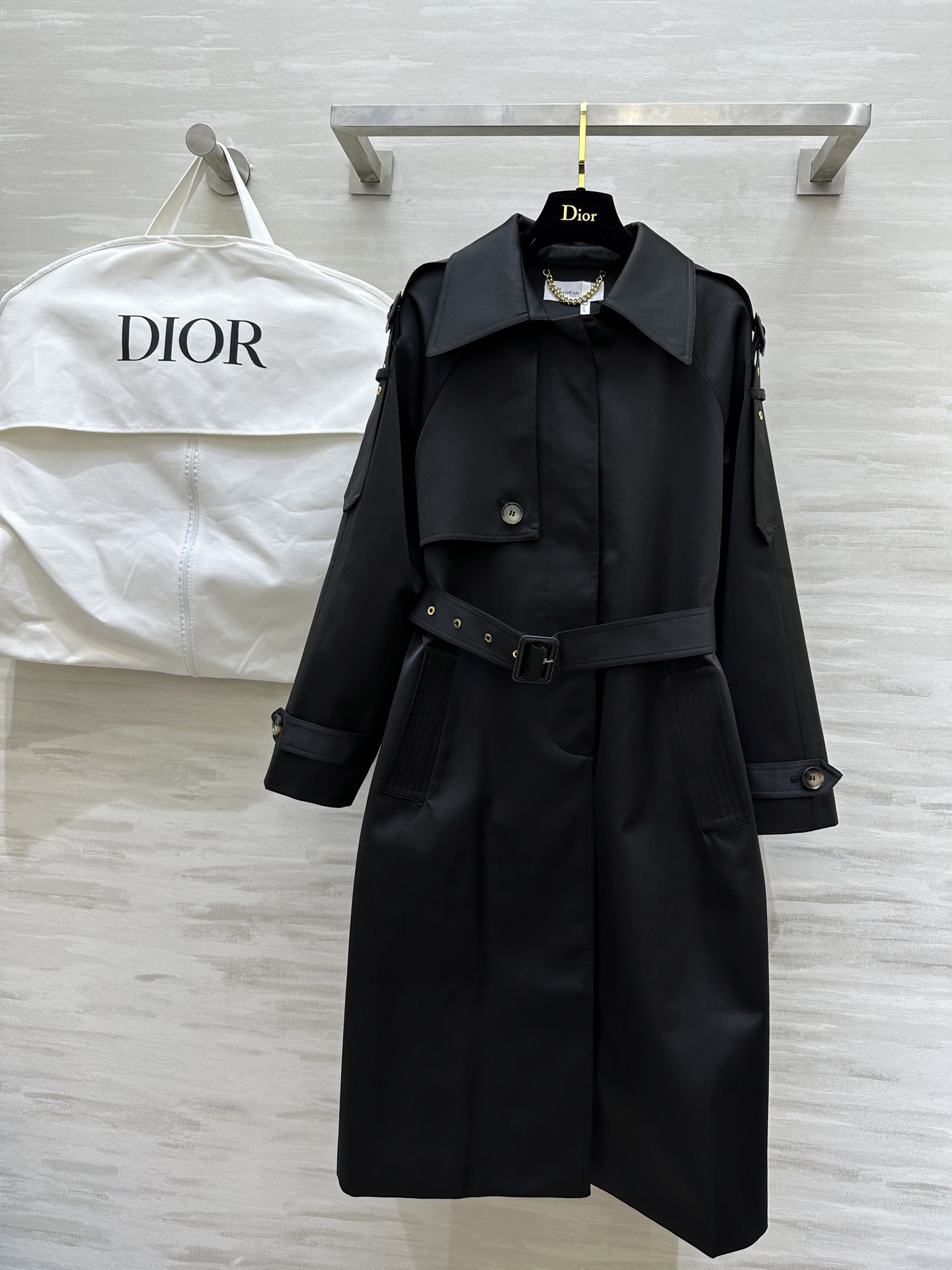 NO:316272,#Dio early spring new style minimalist lapel long windbreaker high quality spot first-time sizeS/M/L (size s bust 100, garment length 112), dior, alexander wang19860909#Dio早春新款 极简翻领长款风衣 高品质 现货首发sizeS/M/L（s码胸围100,衣长112）,,dior,alexander wang,Women's clothing